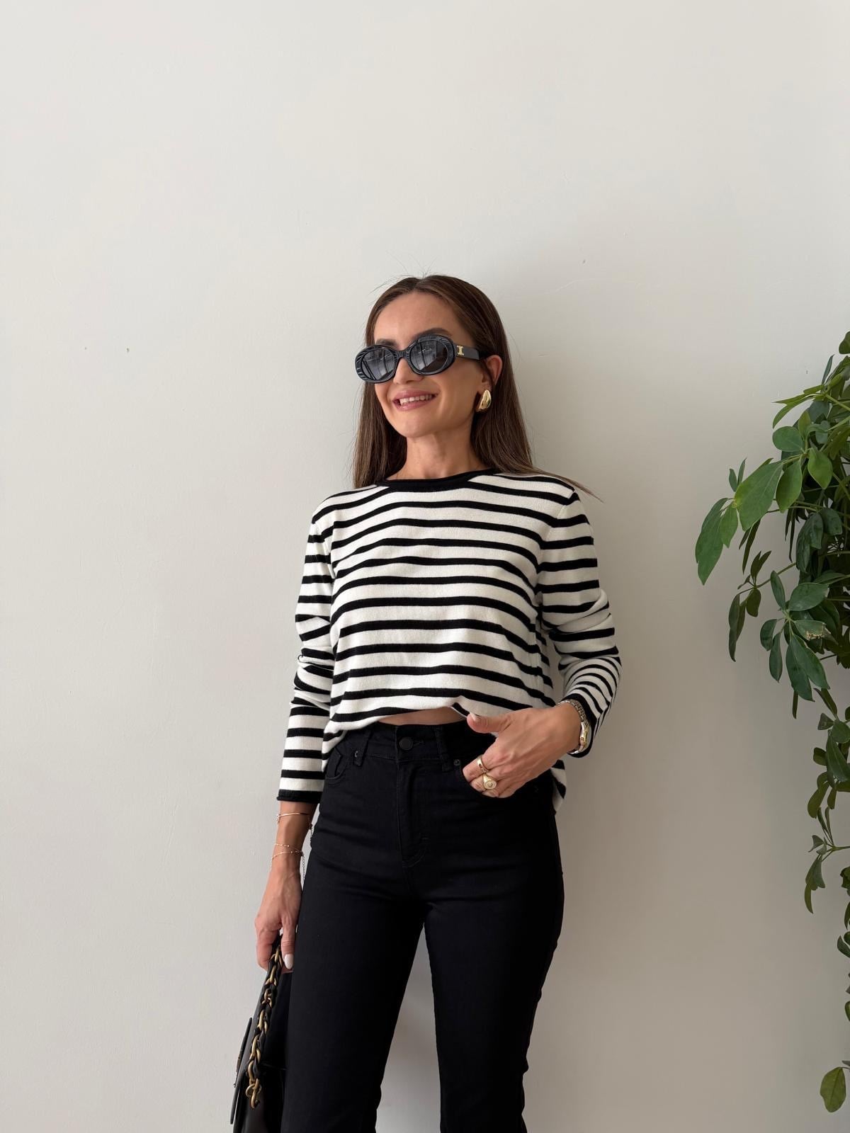 Siyah Çizgili Triko Bluz 26417