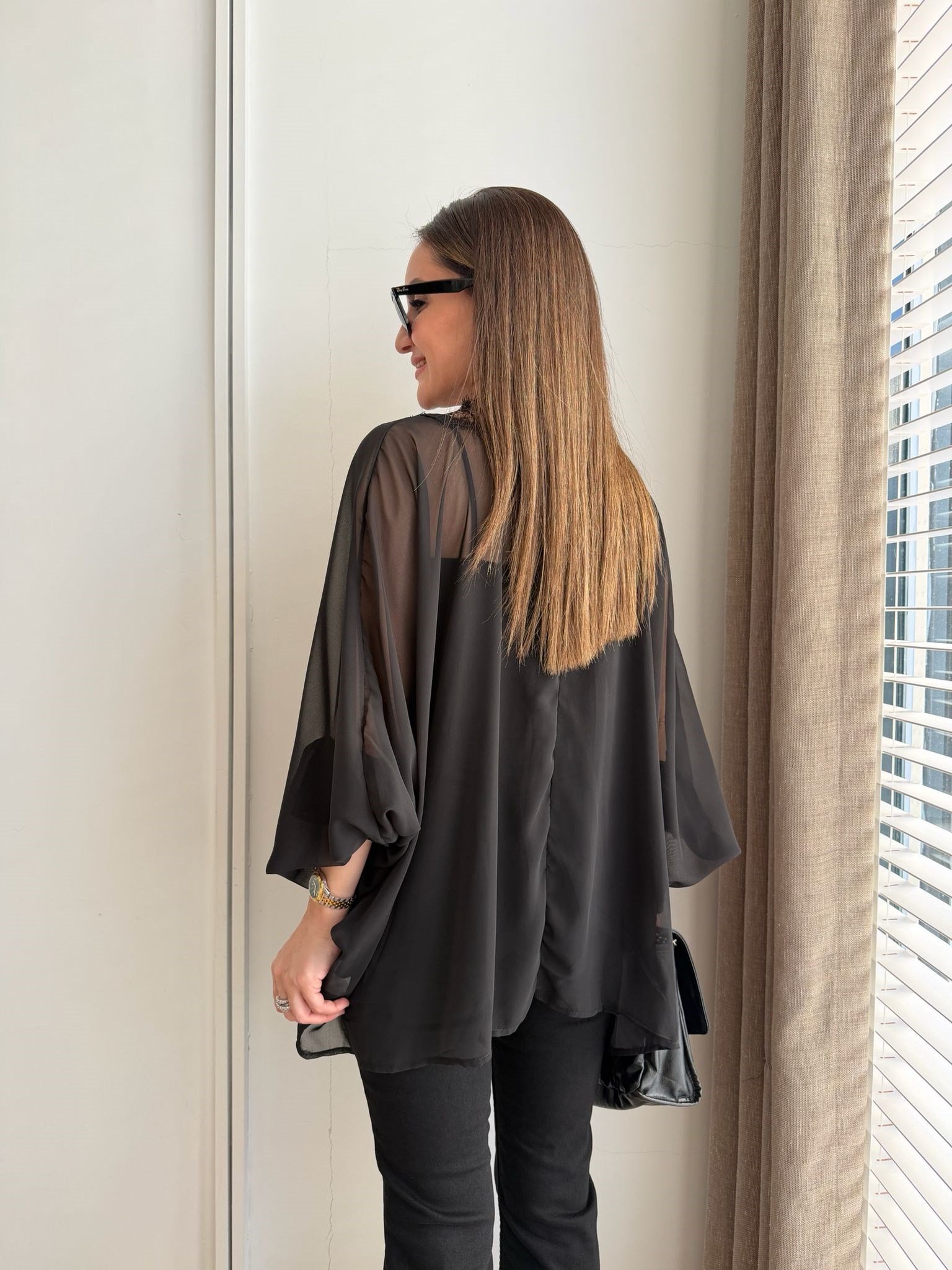 Siyah Dantel Detaylı Bağlamalı Transparan Kimono 1690