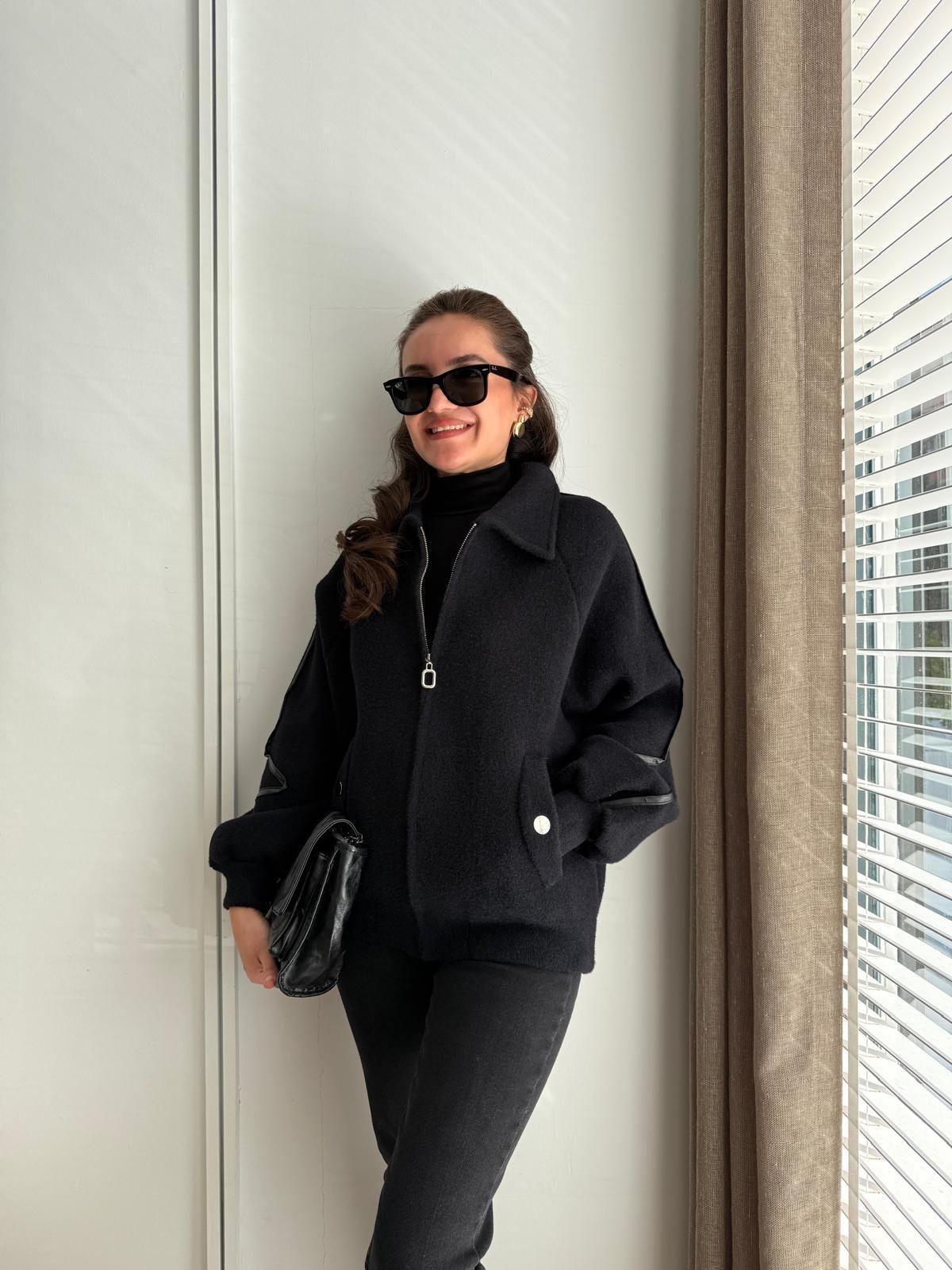 Siyah Deri Biyeli Angora Ceket 140406