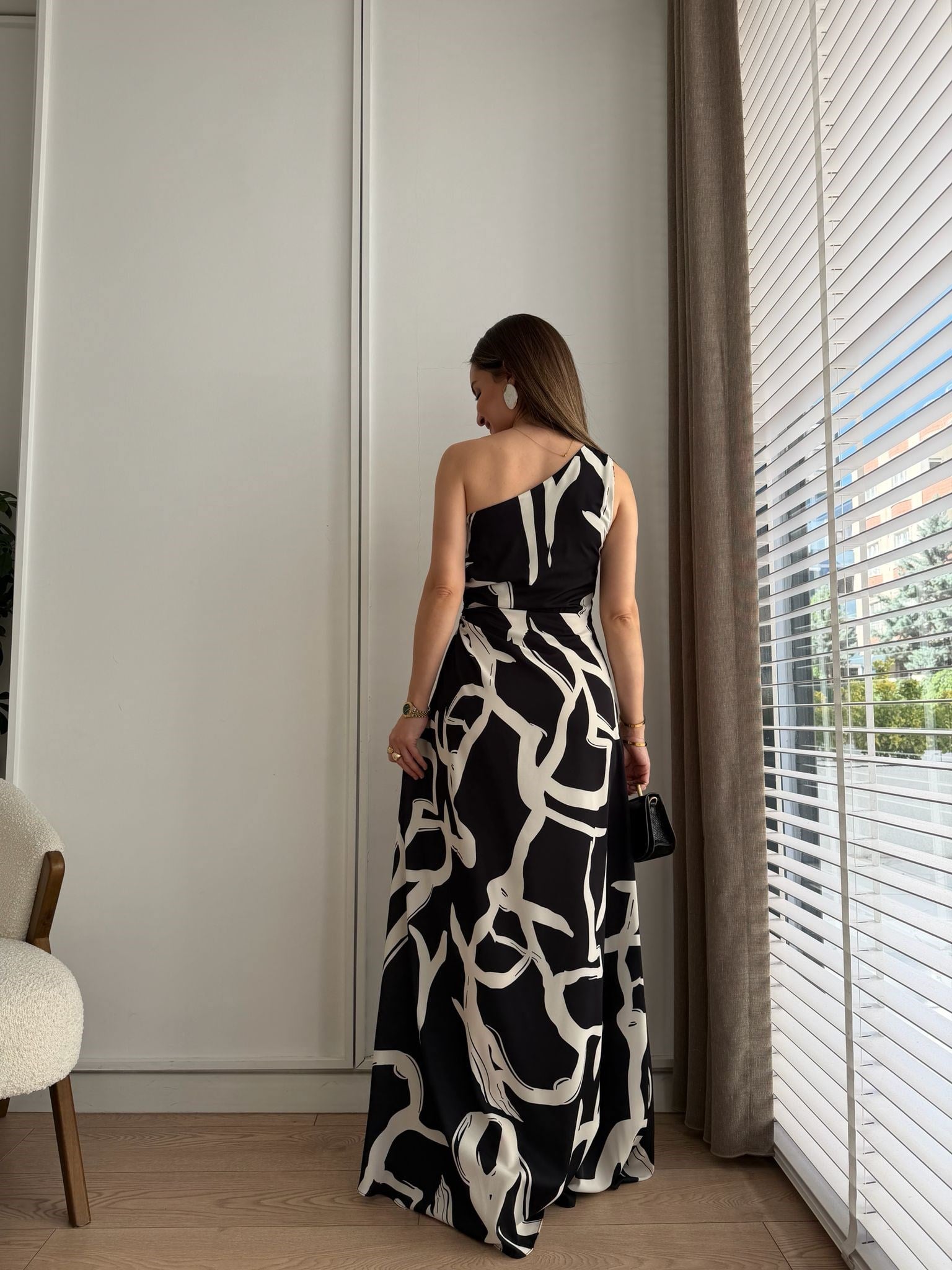 Siyah Desenli Bel Dekolteli Tek Omuz Elbise 5956