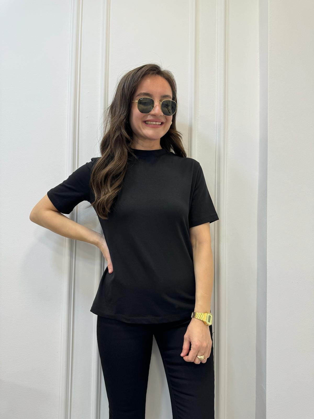 Siyah Dik Yaka Basic Tişört 2941