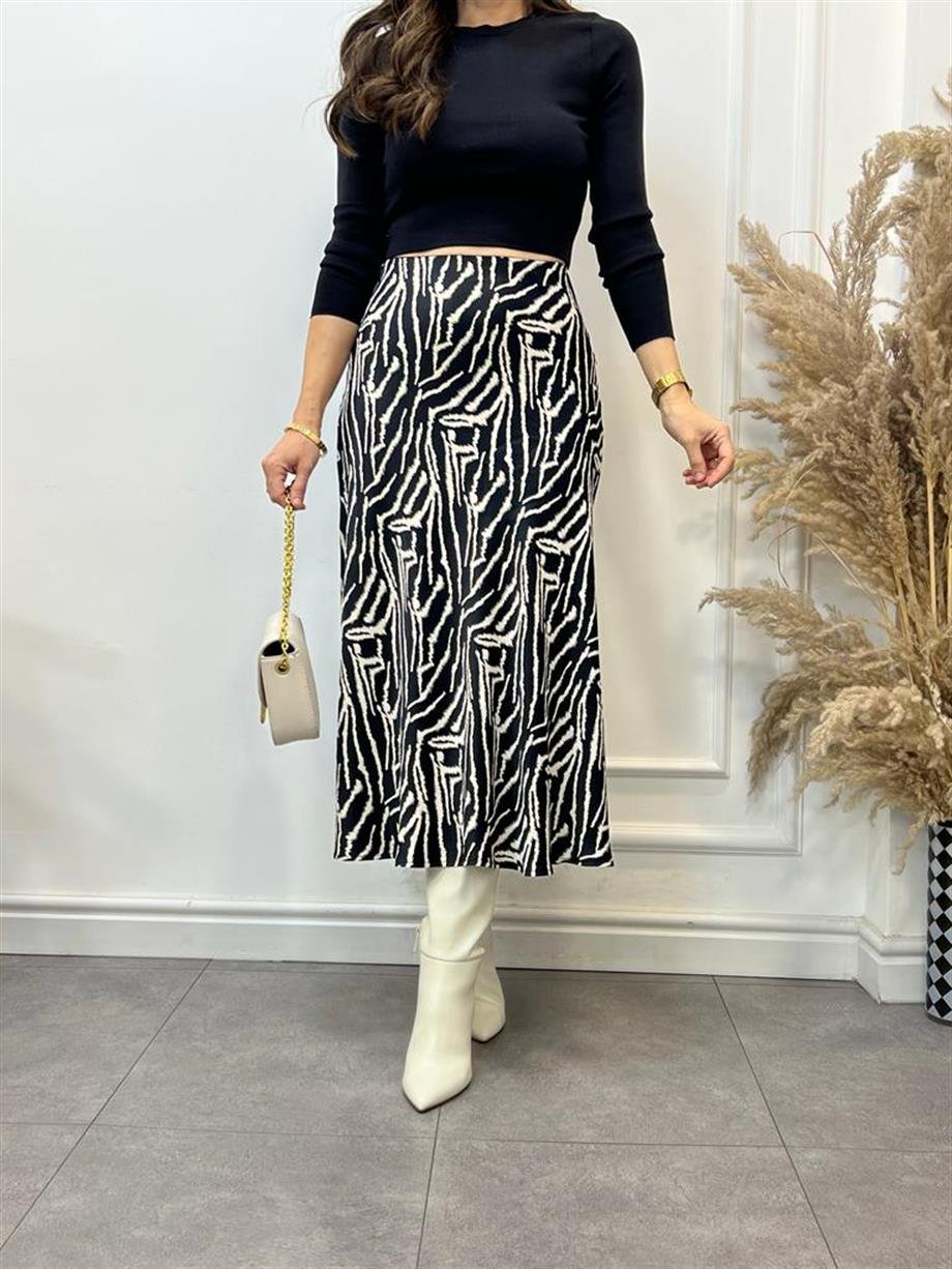 Siyah Ekru Zebra Desenli Saten Etek 15107