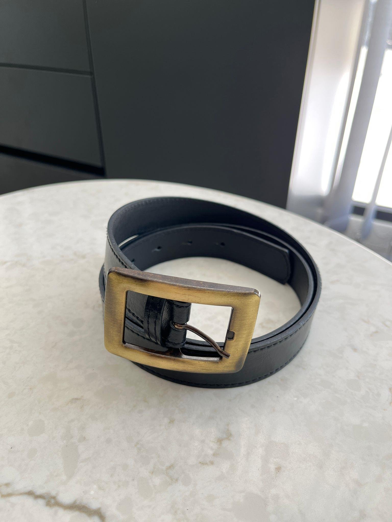 Siyah Eskitme Gold Tokalı Dikdörtgen Kemer SB67