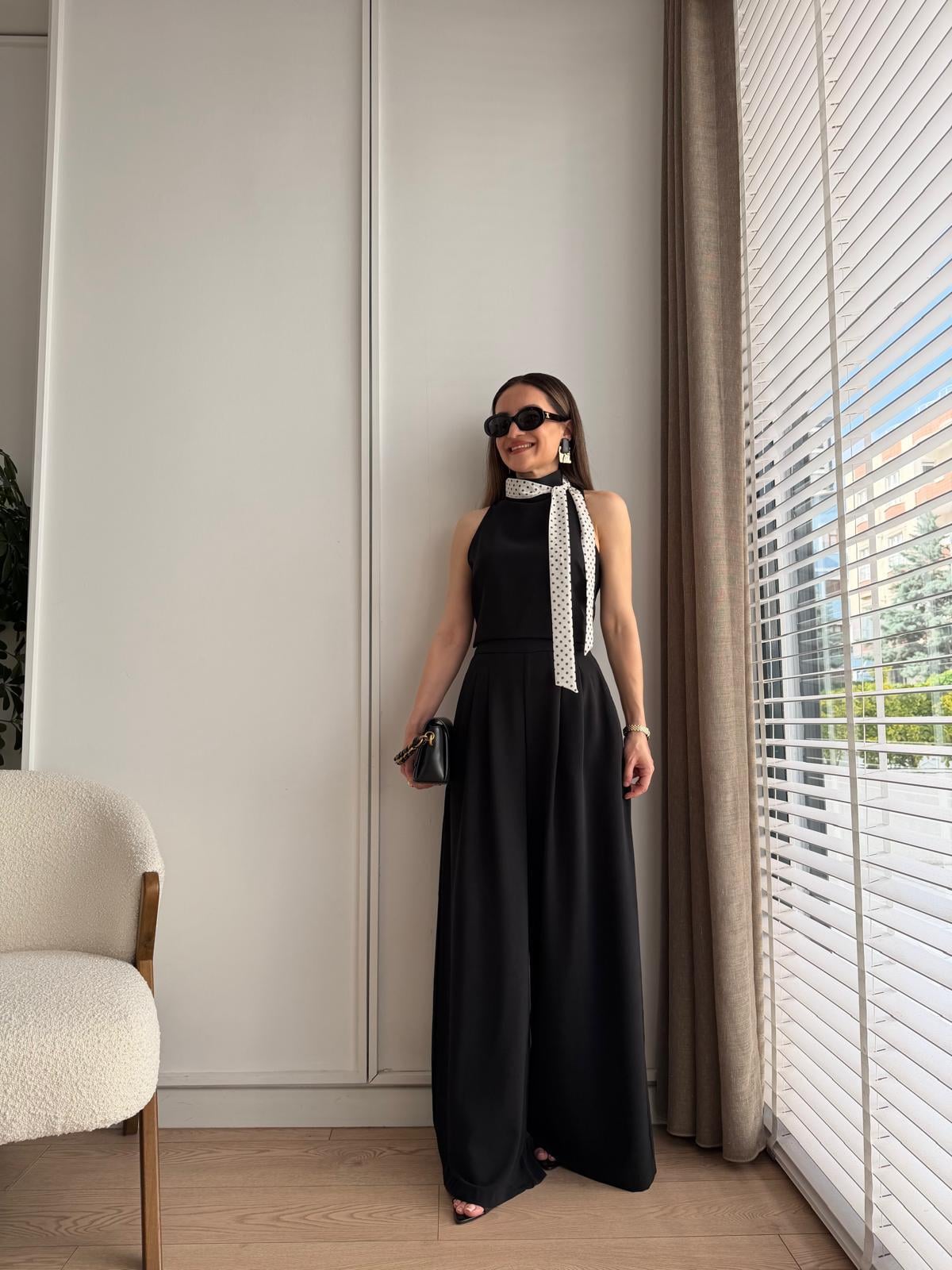 Siyah Fularlı Bluz Pantolon Takım 9163