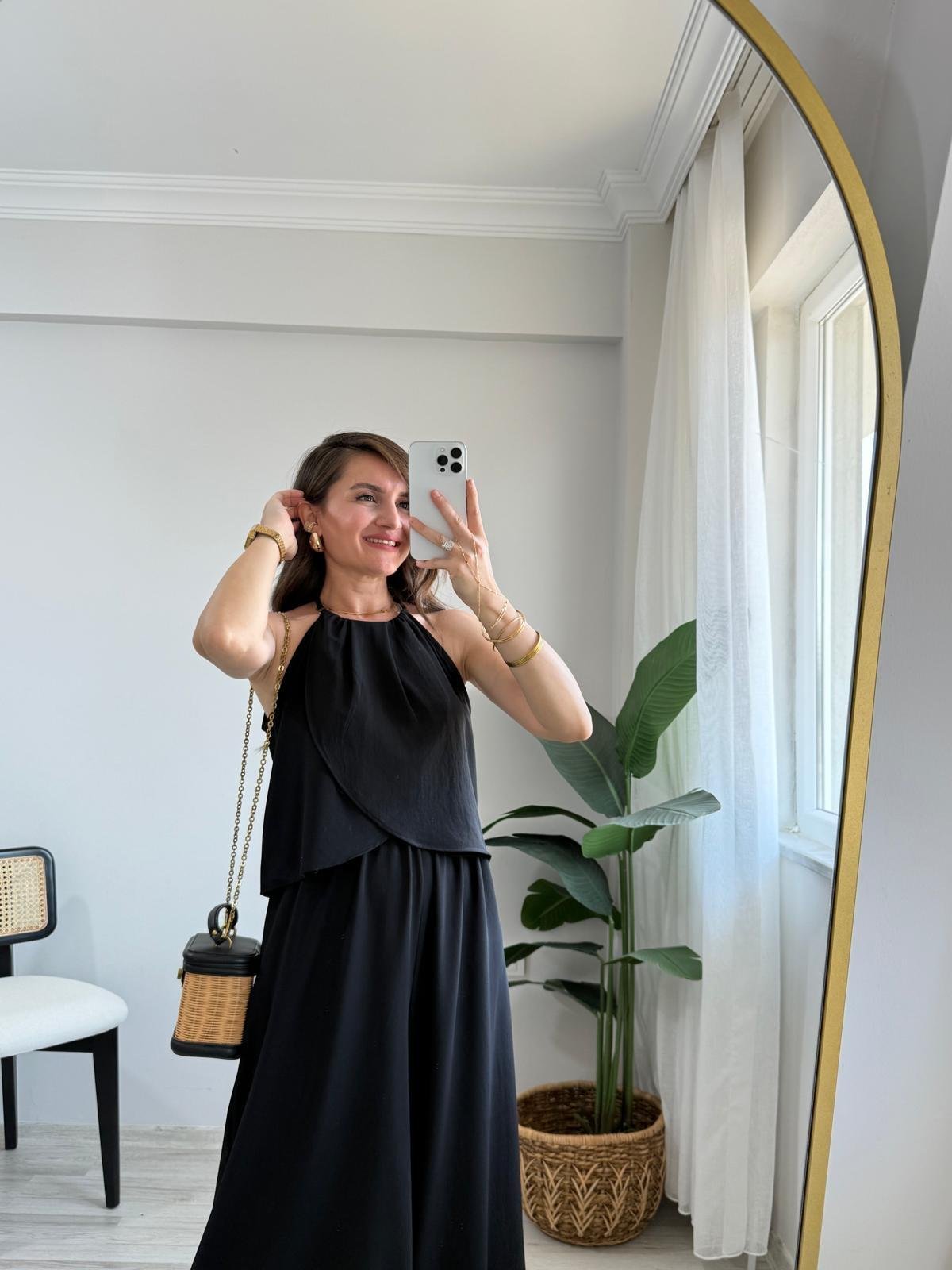 Siyah Göğüs Drape Detaylı Bluz Pantolon Takım 5215