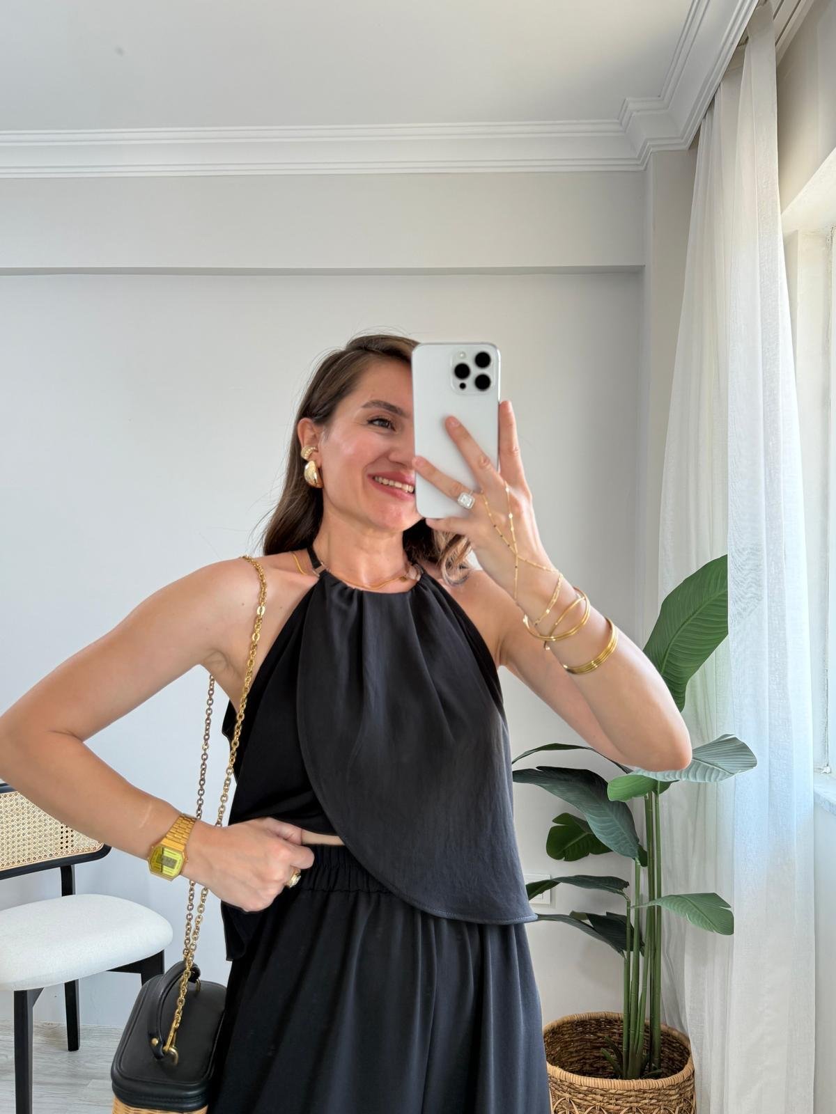 Siyah Göğüs Drape Detaylı Bluz Pantolon Takım 5215