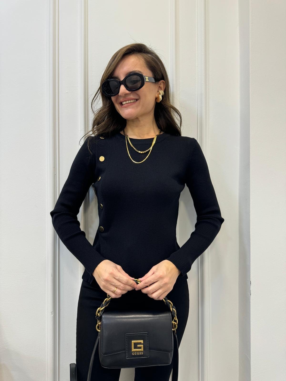 Siyah Gold Düğme Detaylı Yırtmaçlı Triko Kazak 94538
