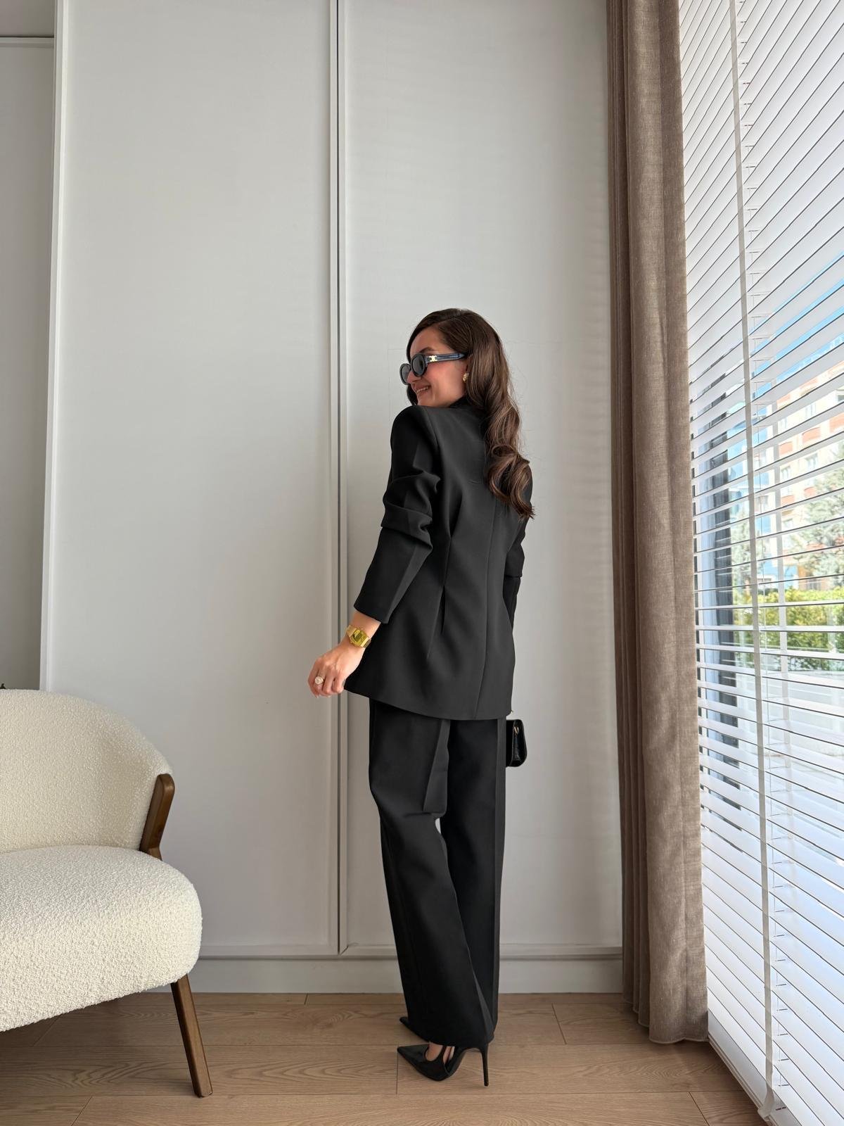 Siyah Gold Düğmeli Dikiş Detaylı Ceket Pantolon Takım 8761