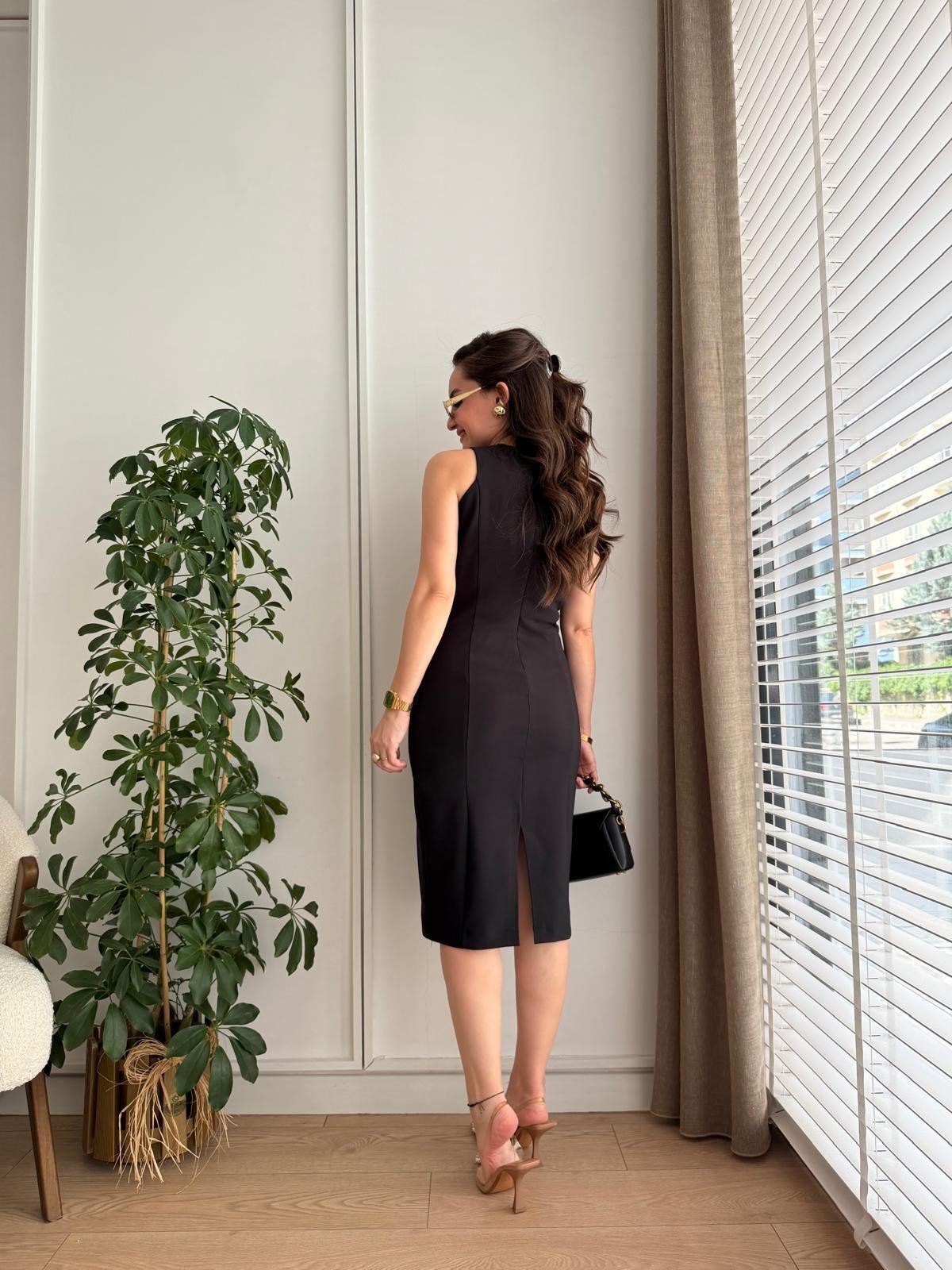 Siyah Halter Yaka Arkası Yırtmaçlı Kalem Elbise 1135