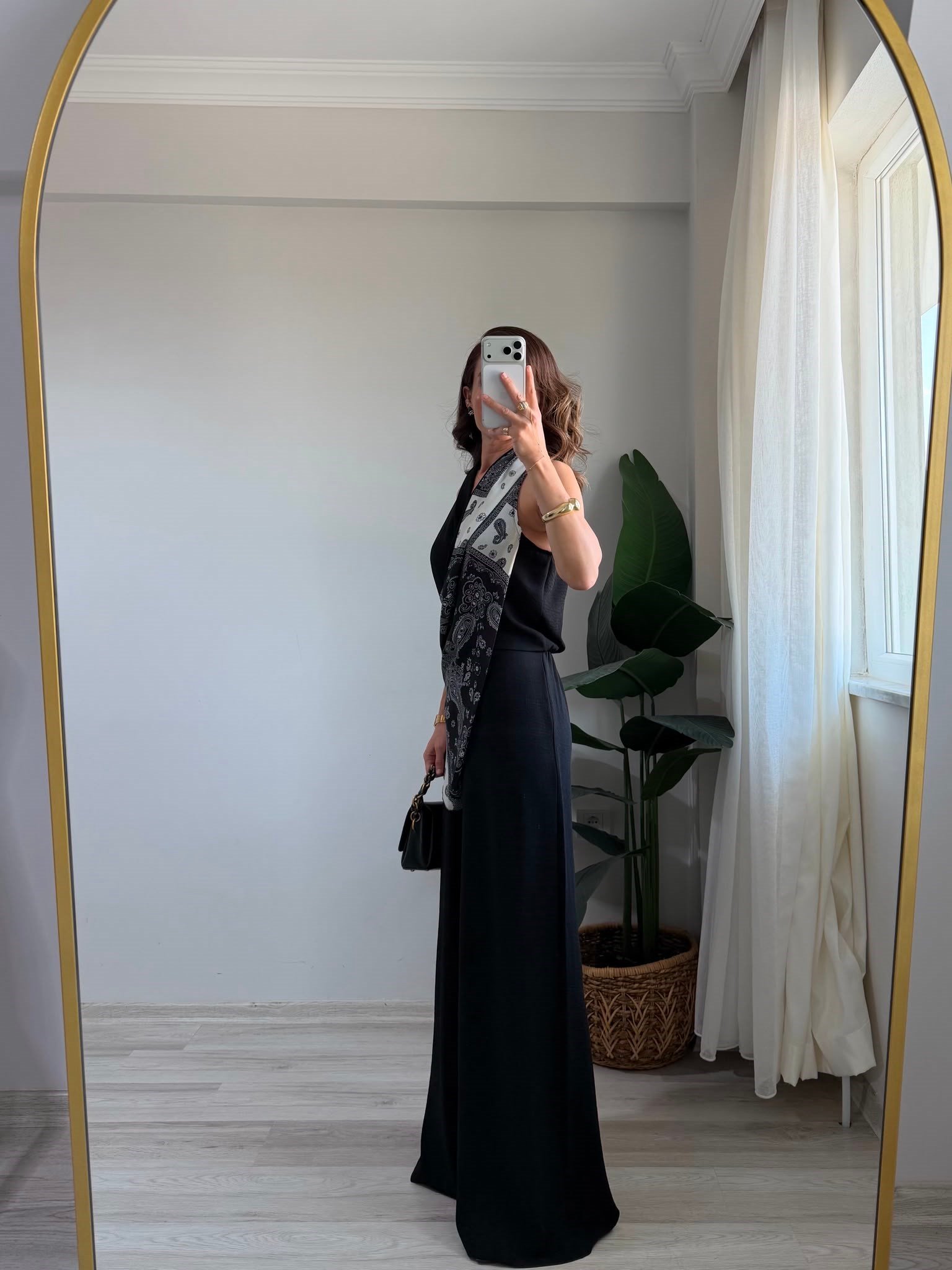 Siyah Halter Yaka Etnik Desen Fularlı Tulum 6017