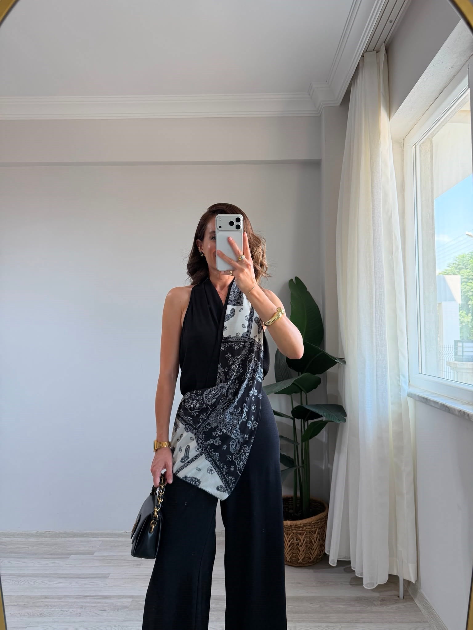 Siyah Halter Yaka Etnik Desen Fularlı Tulum 6017