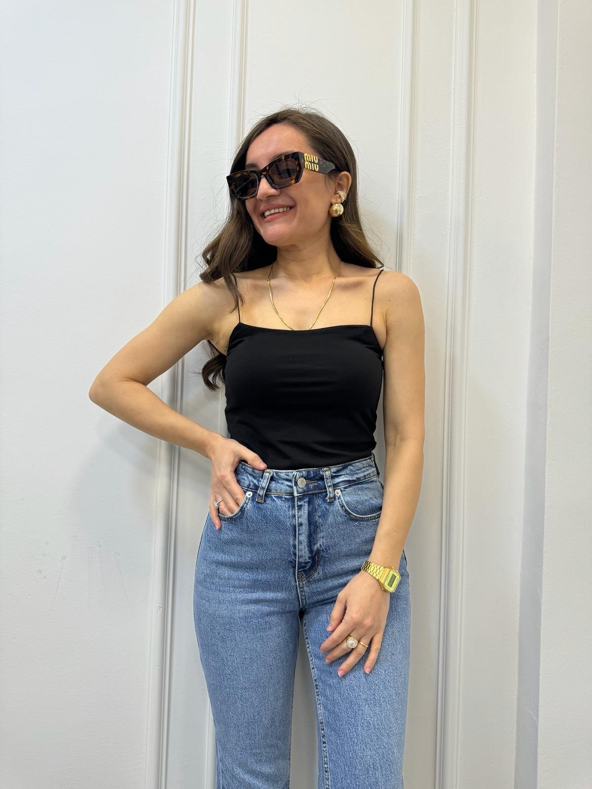 Siyah İp Askılı Atlet