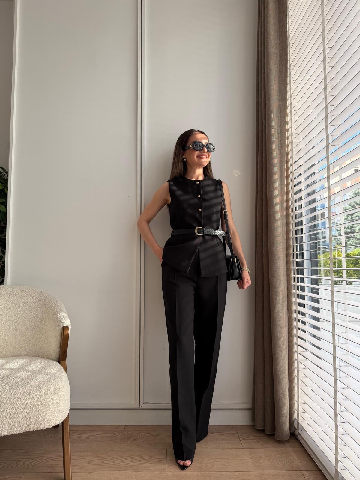 Siyah Kemerli Yelek Pantolon Takım 8891
