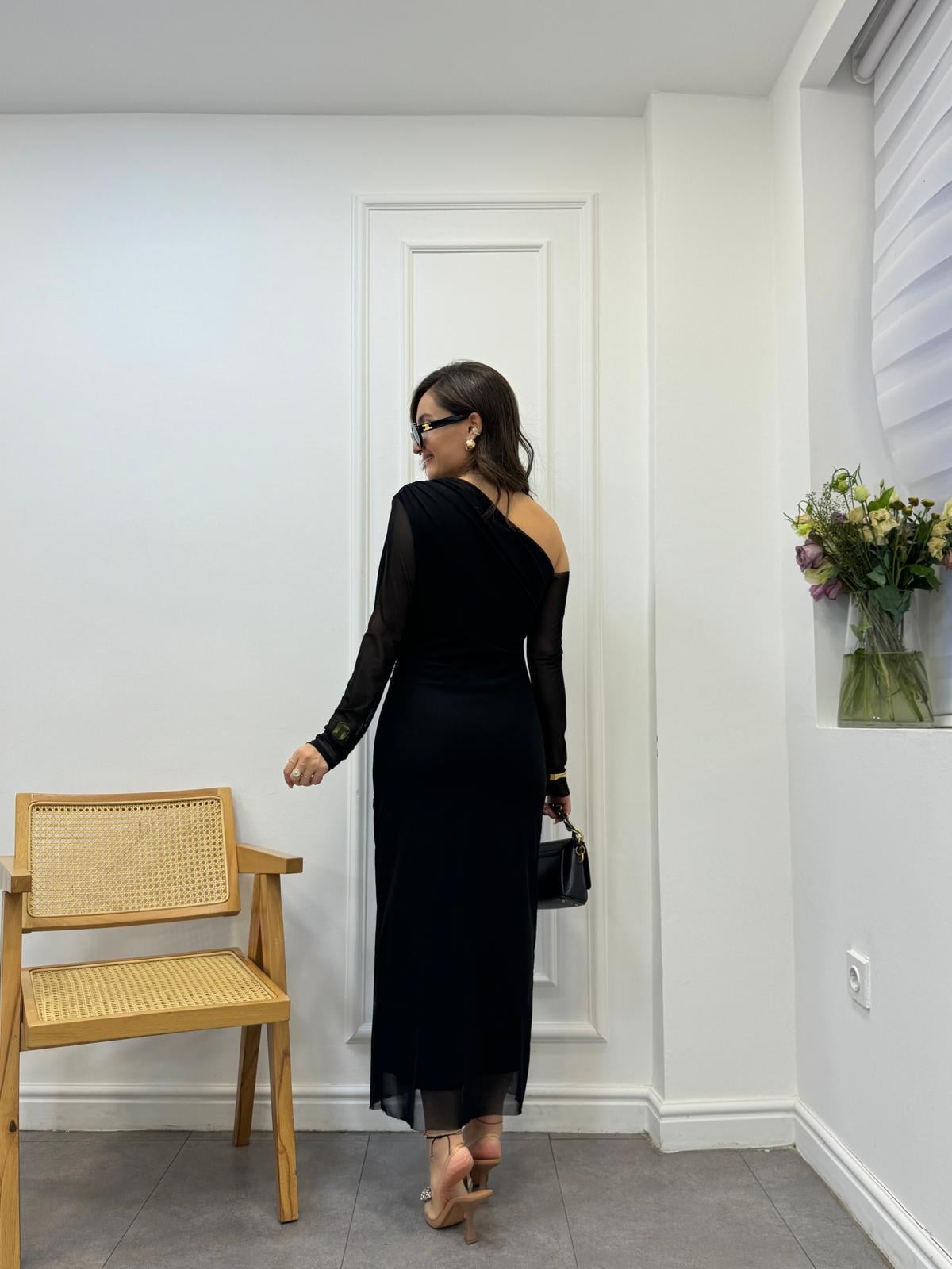 Siyah Kol Detaylı Drapeli Elbise 31942