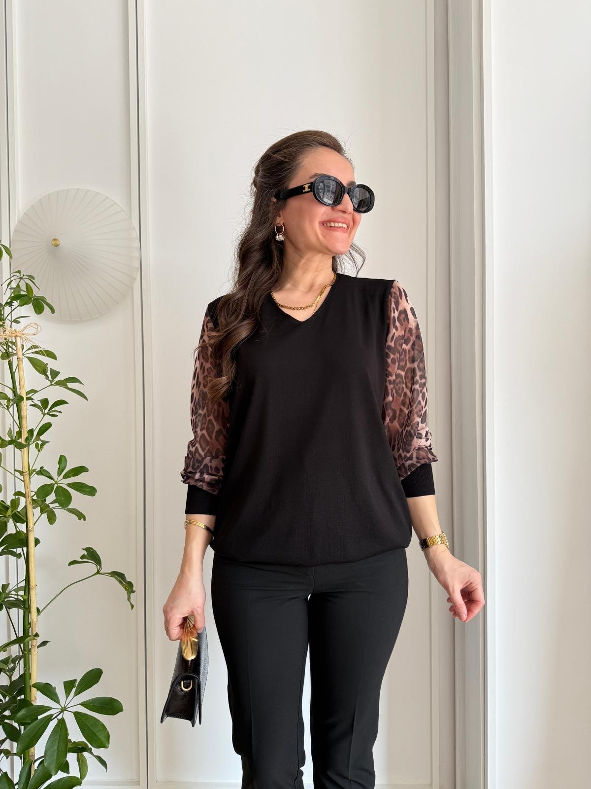 Siyah Kolları Şifon Leopar Desen Bluz 161
