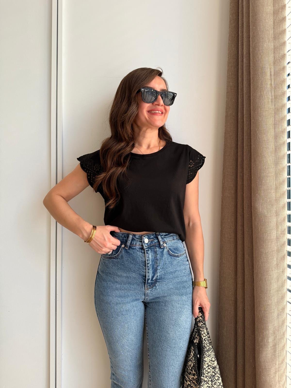 Siyah Kolu Dantelli Tshirt 2982