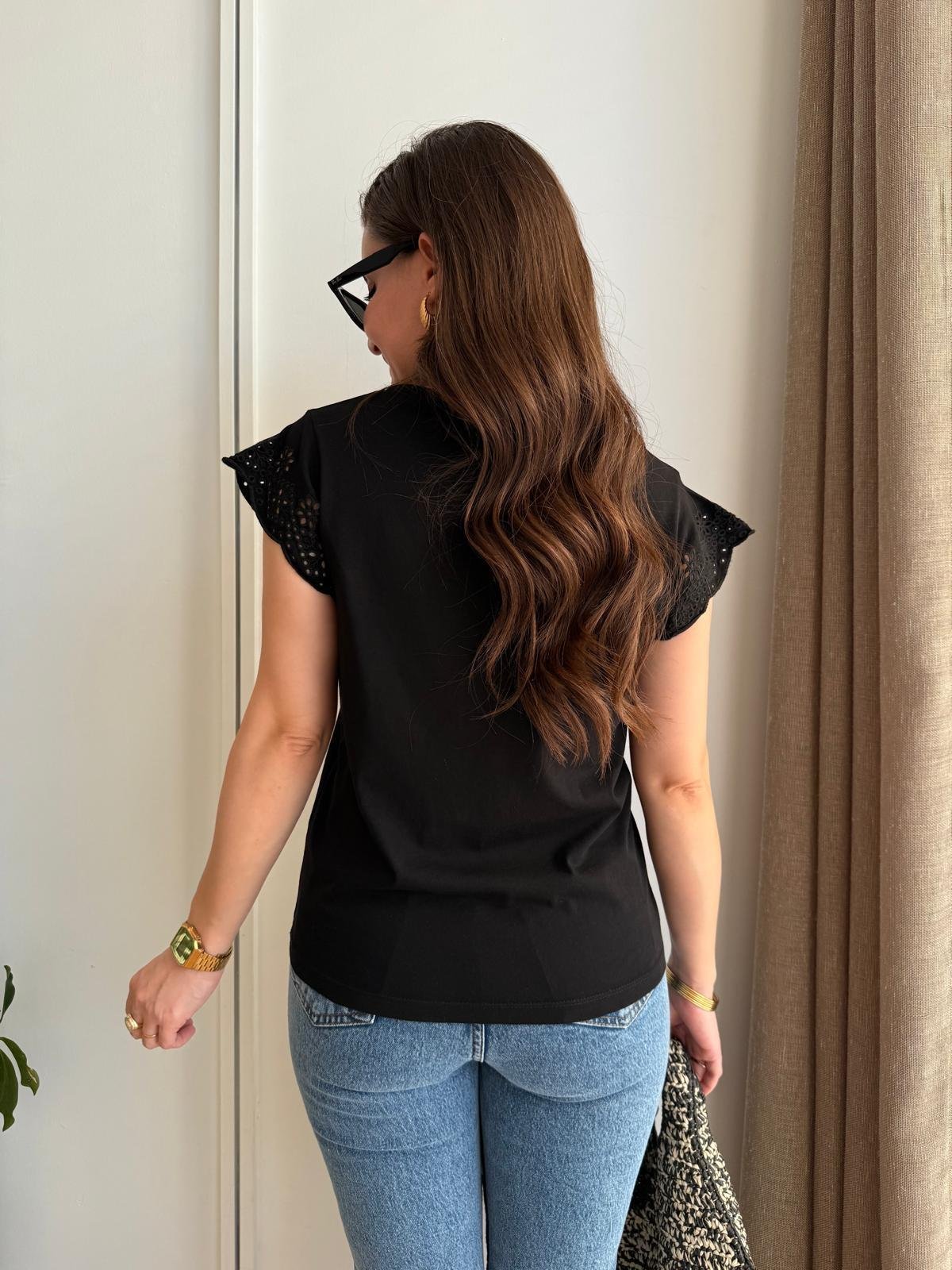 Siyah Kolu Dantelli Tshirt 2982