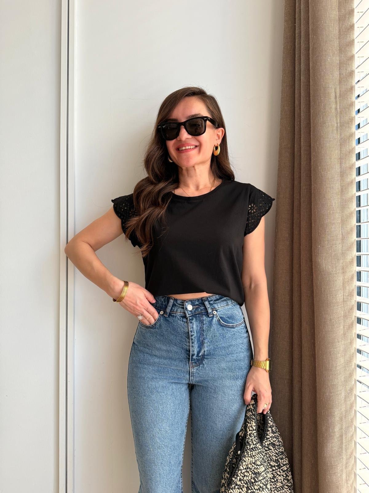 Siyah Kolu Dantelli Tshirt 2982
