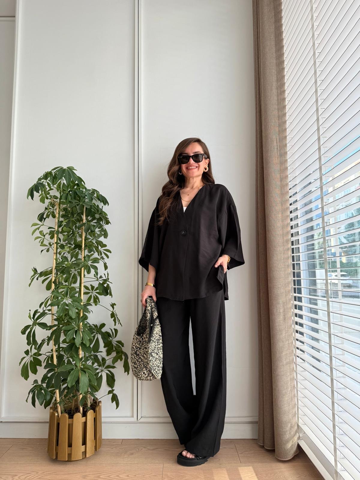 Siyah Kruvaze Yaka Düğmeli Kimono Takım 1121
