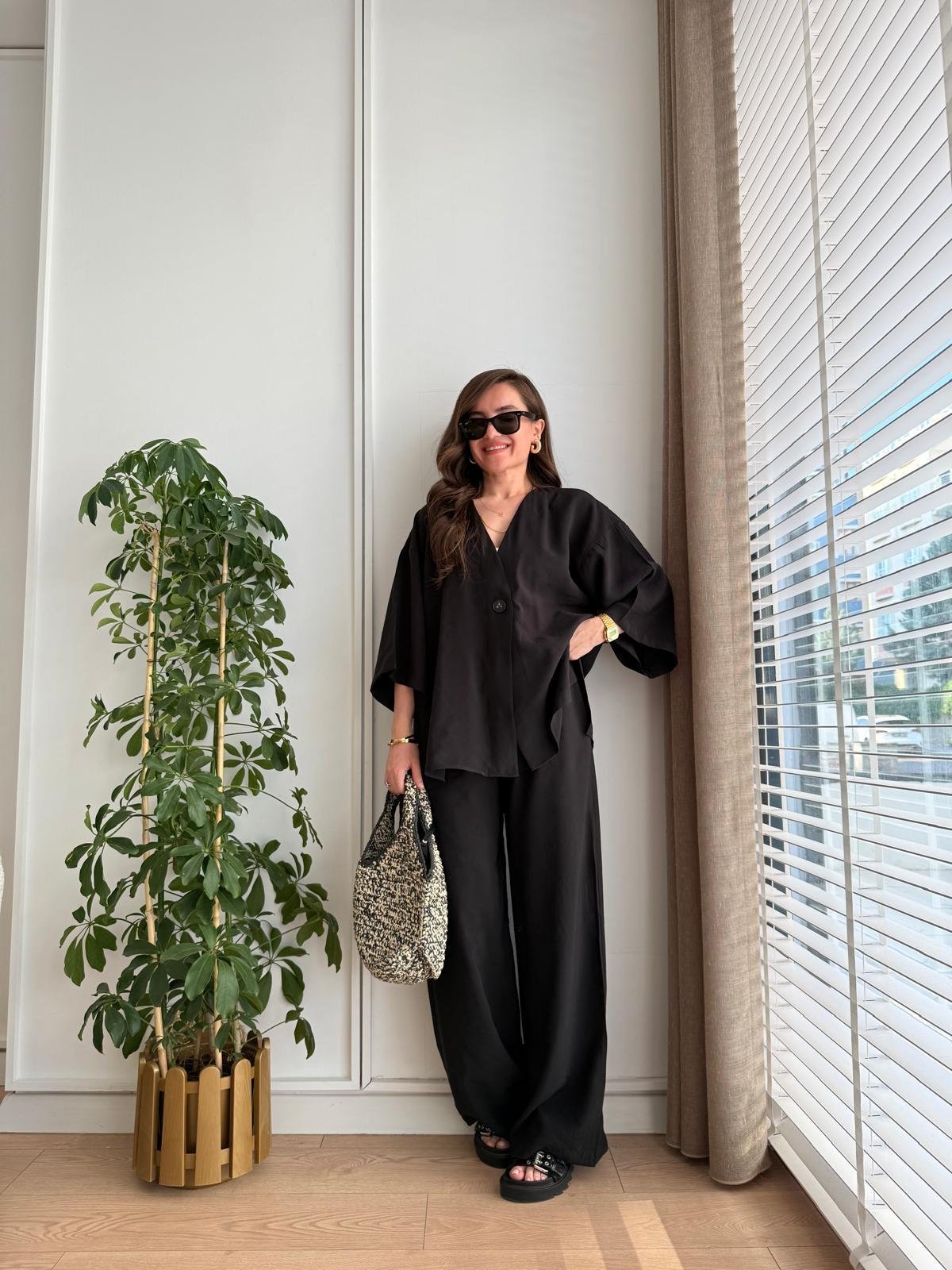 Siyah Kruvaze Yaka Düğmeli Kimono Takım 1121