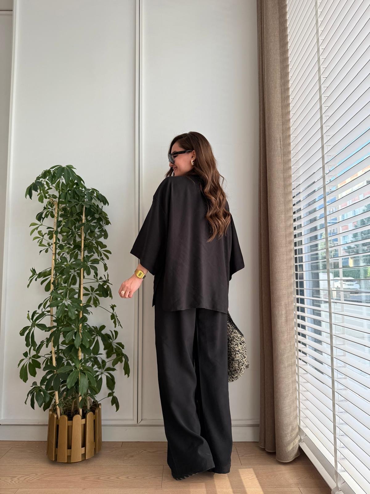 Siyah Kruvaze Yaka Düğmeli Kimono Takım 1121