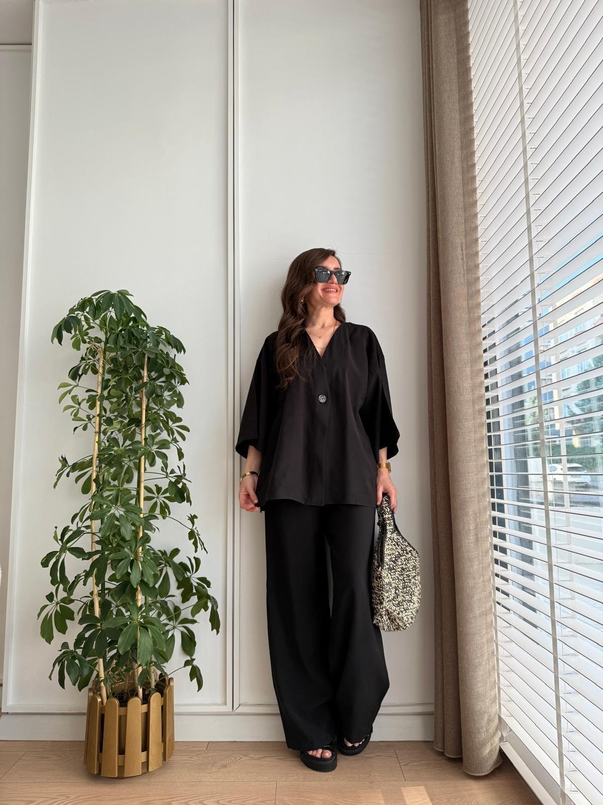 Siyah Kruvaze Yaka Düğmeli Kimono Takım 1121