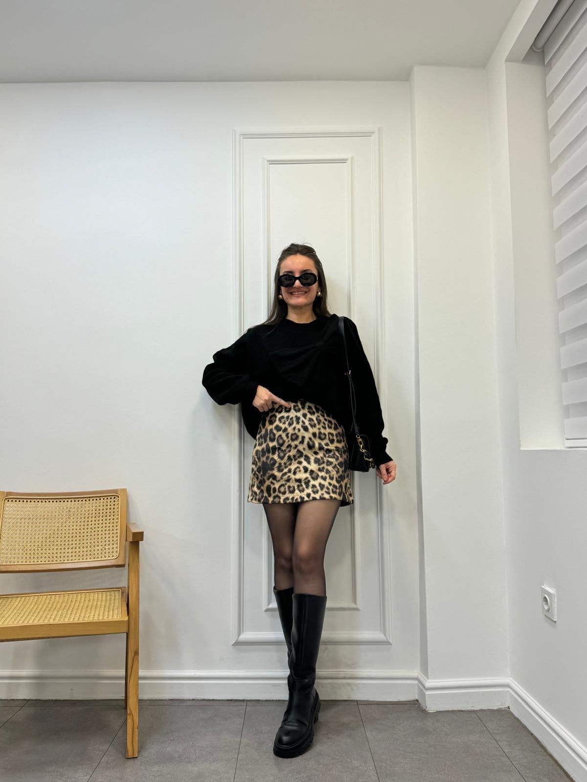Siyah Leopar Desen Lüx Kalite Süet Mini Etek 241048