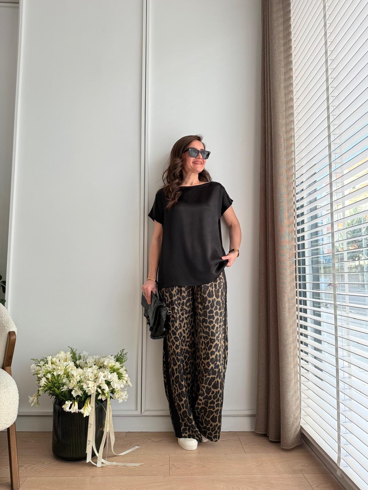 Siyah Leopar Desen Pantolon Bluz Takım 2070