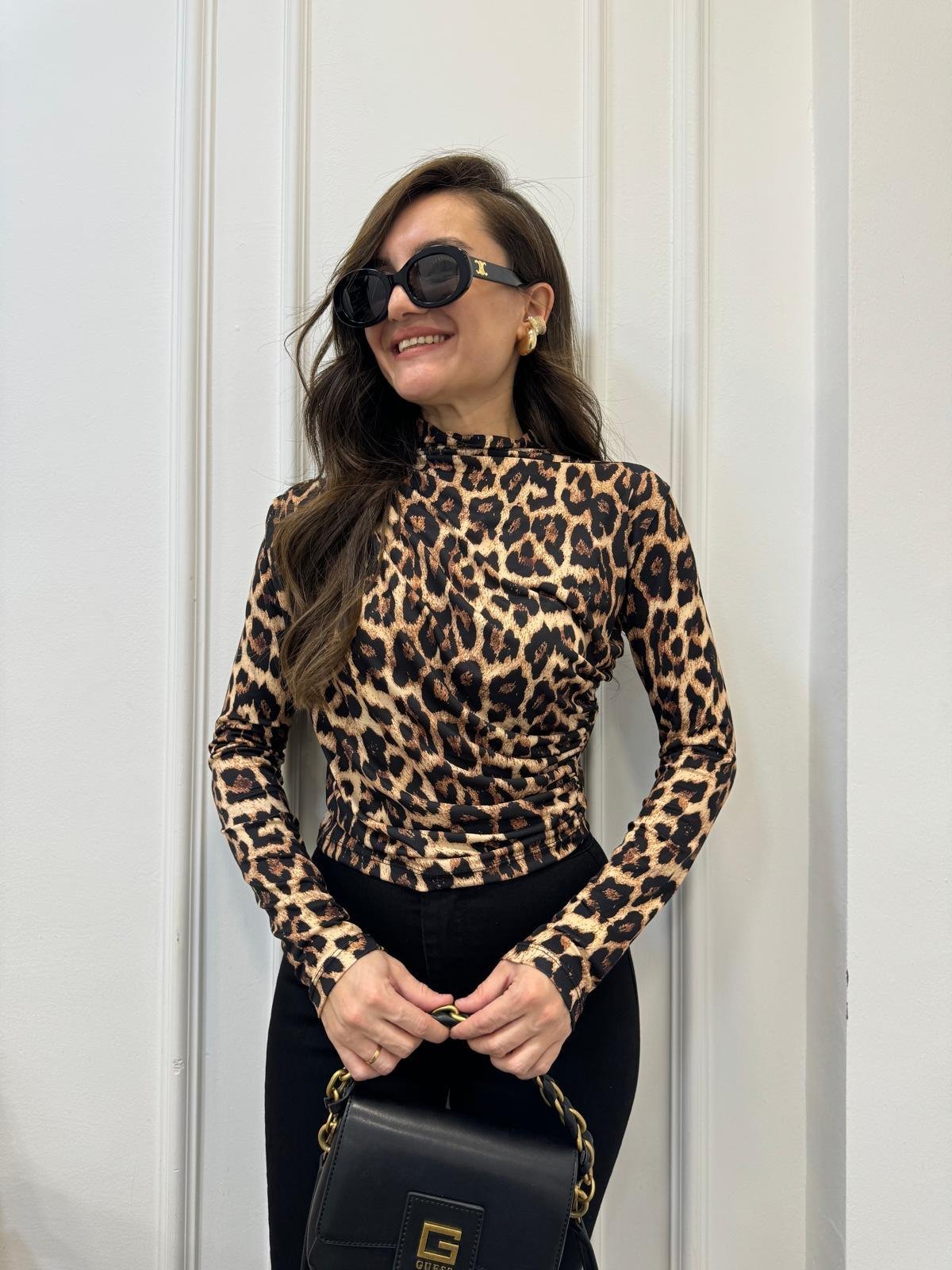 Siyah Leopar Desenli Büzgülü Bluz 1357