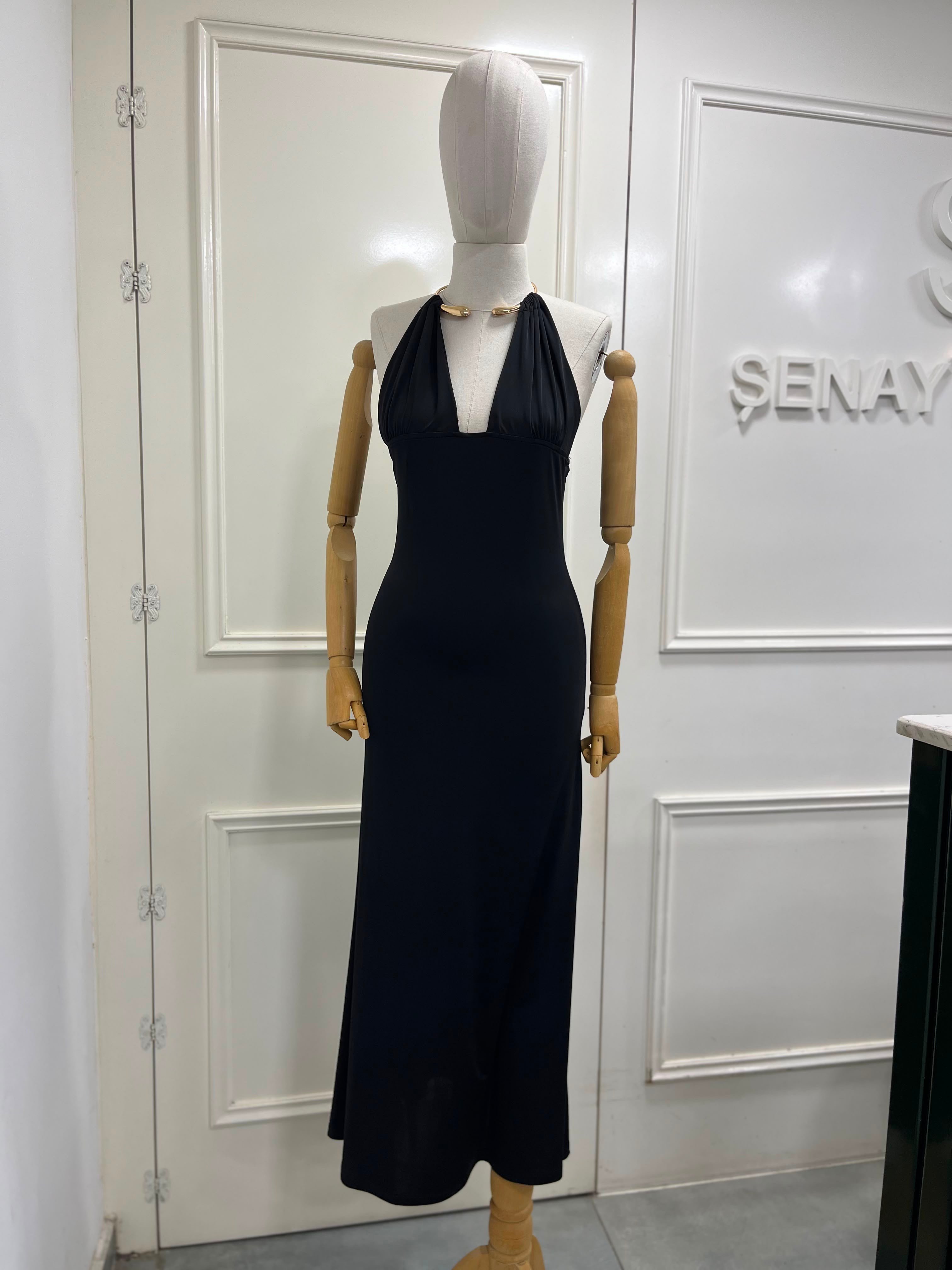 Siyah Marka Model Yaka Aksesuarlı Elbise 17712