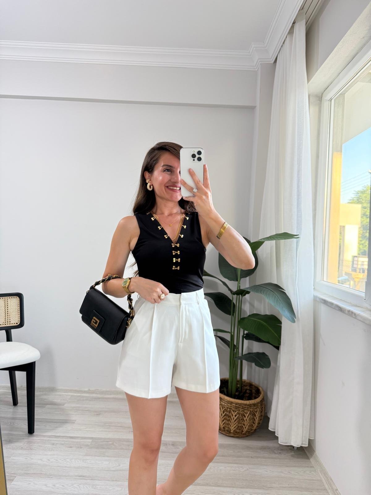 Siyah Modal Kumaş Agraf Detaylı Bluz 7366