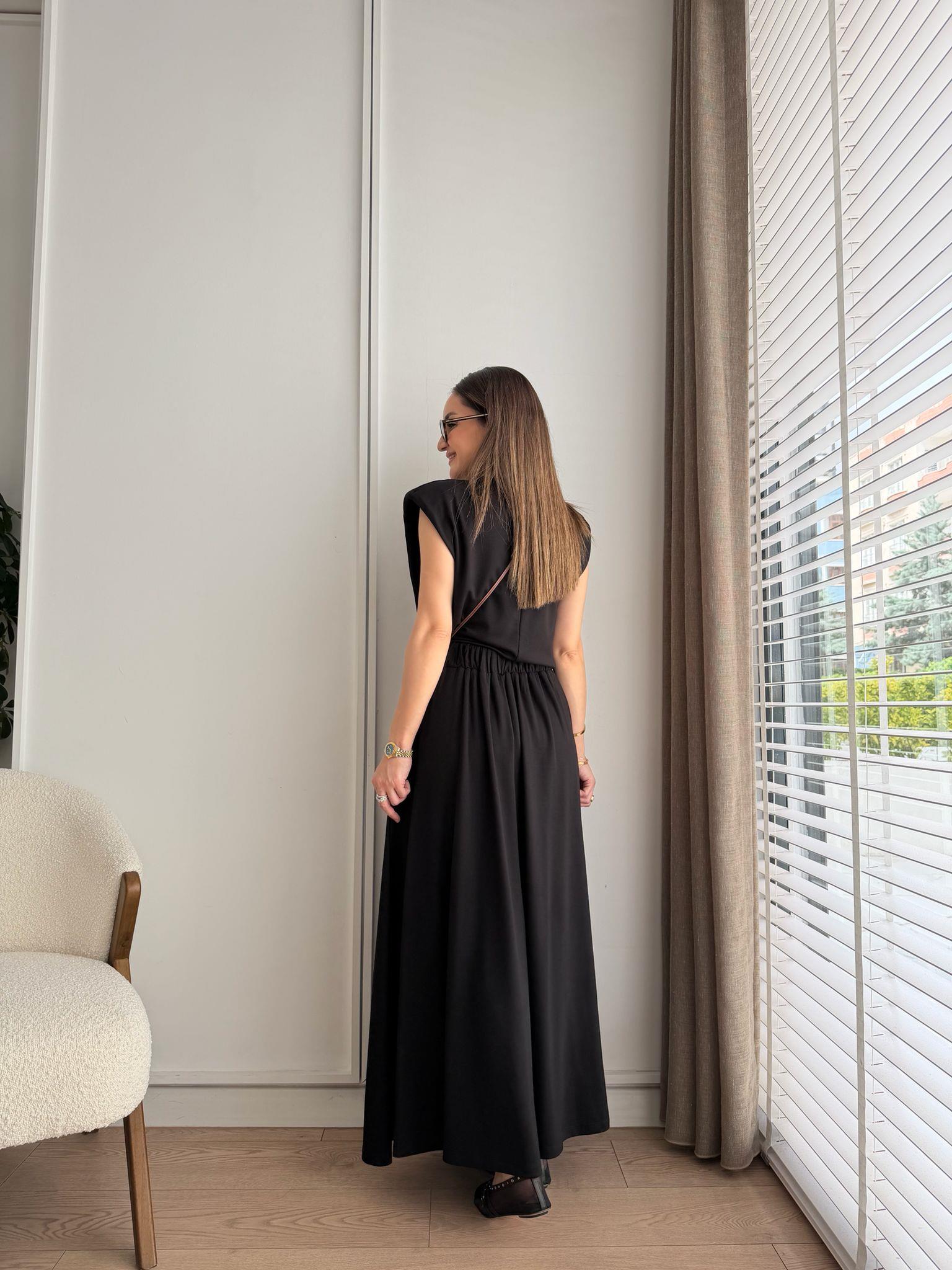 Siyah Modal Kumaş Etekli Bluz Takım 4125