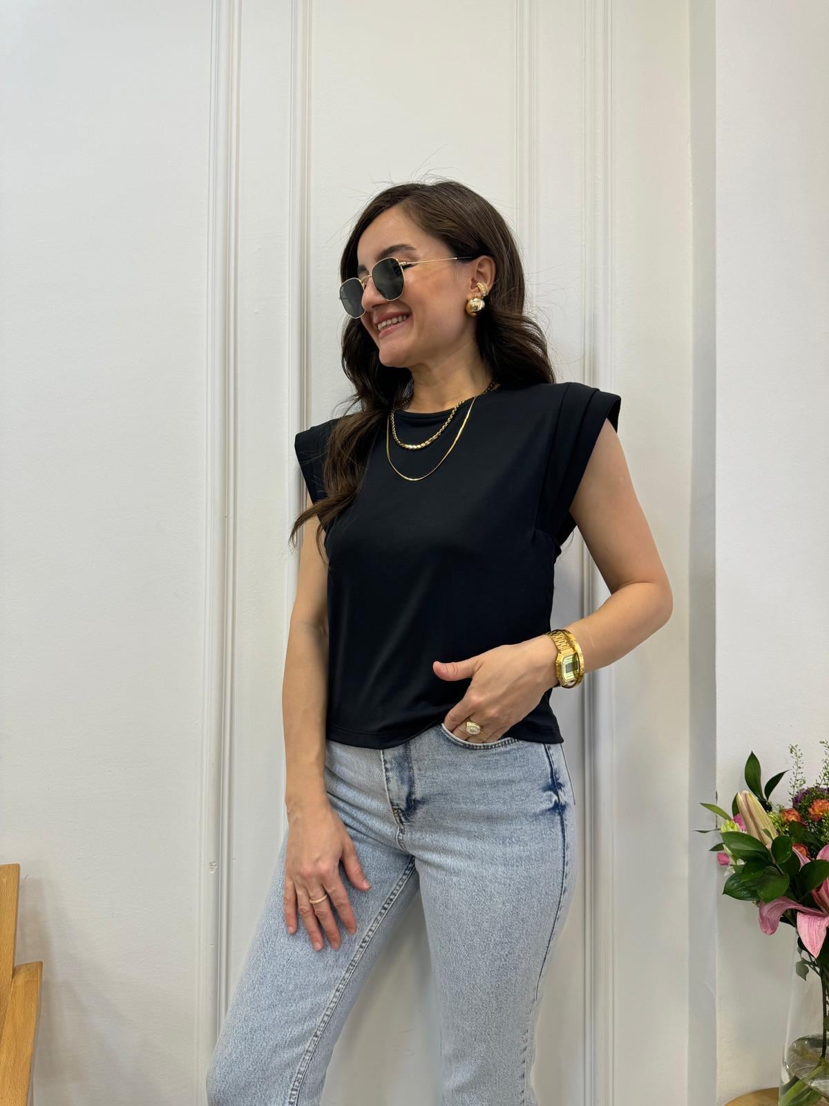 Siyah Modal Kumaş Omuz Detaylı Tişört 71261