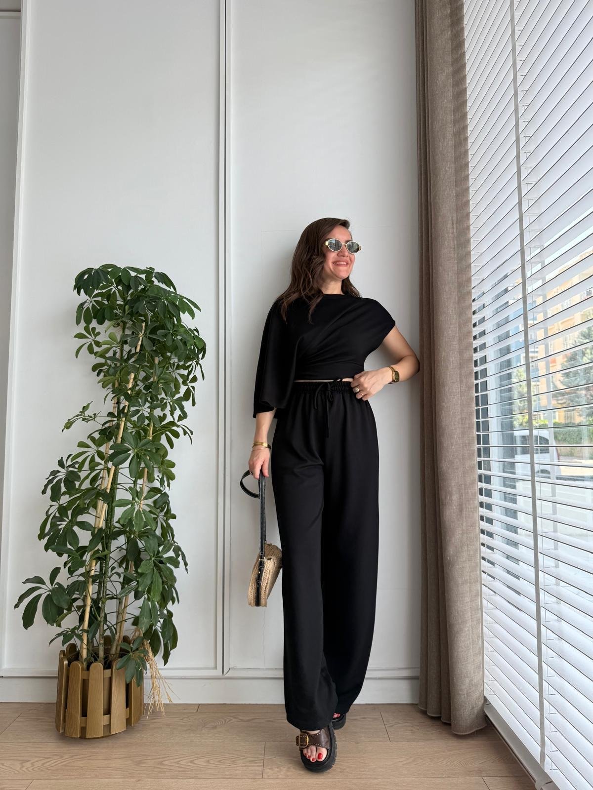 Siyah Modal Kumaş Yarasa Kol Bluz Pantolon Takım 3530