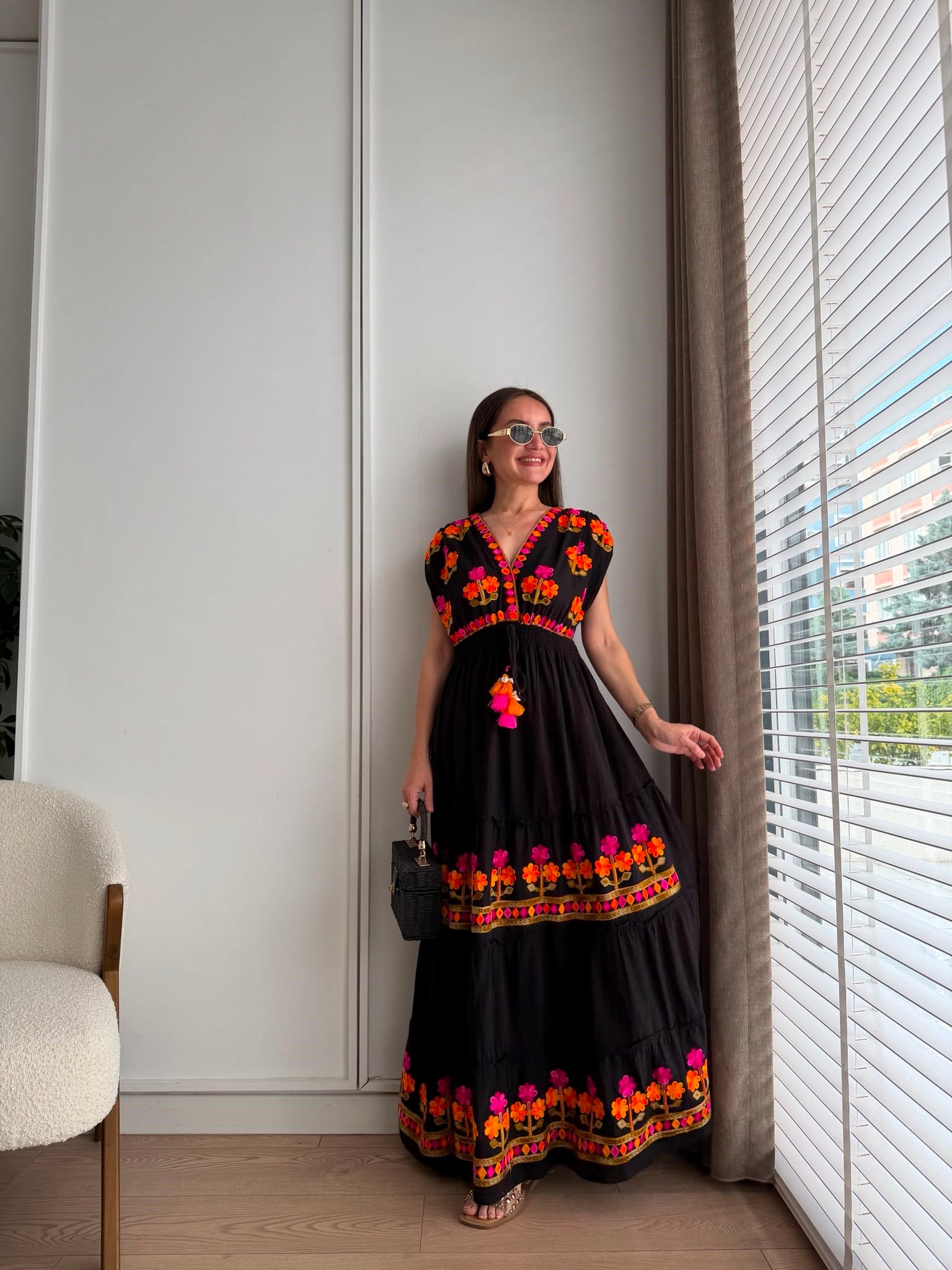 Siyah Nakış Detaylı Bel Lastikli Elbise 39959