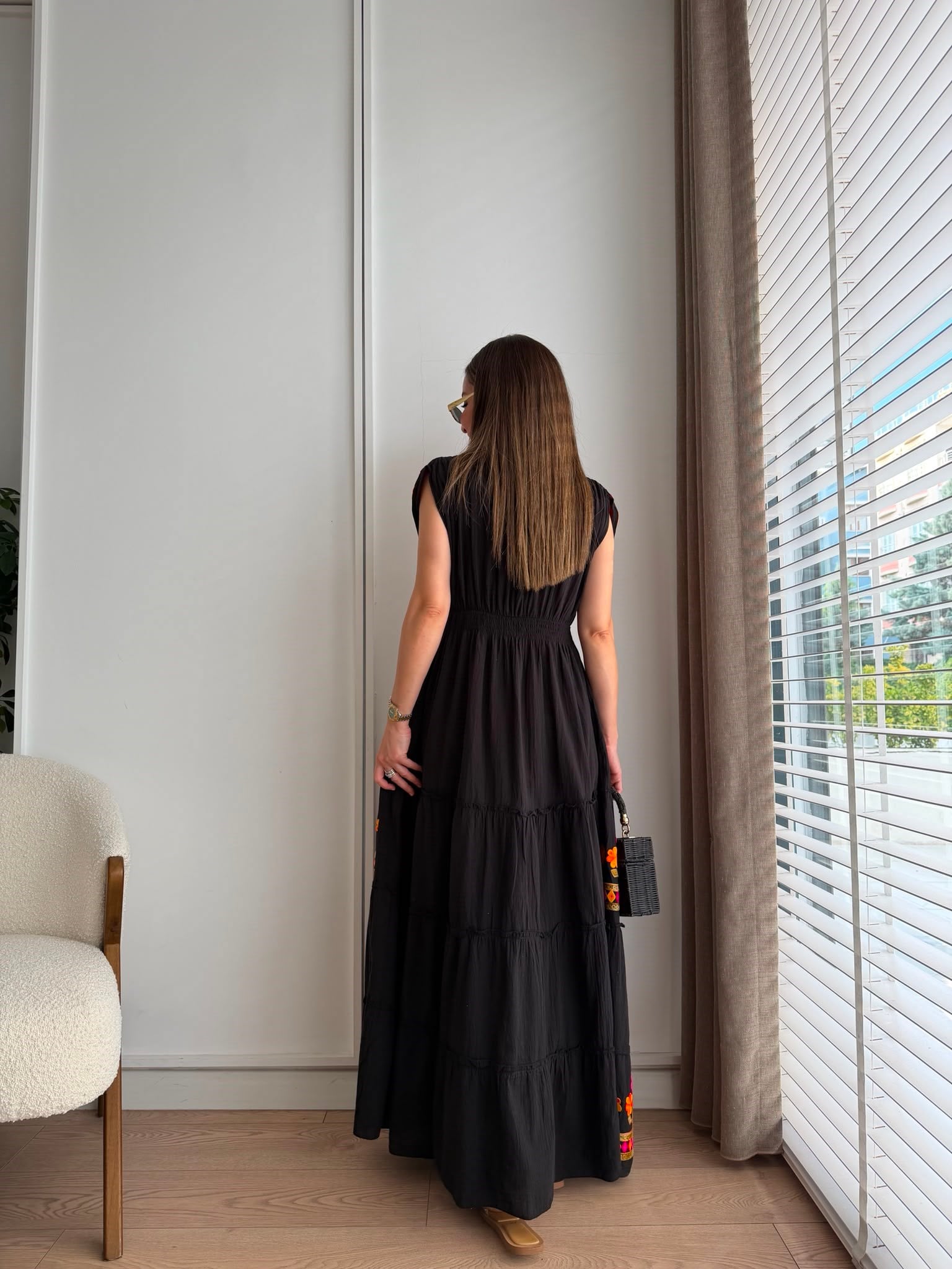 Siyah Nakış Detaylı Bel Lastikli Elbise 39959