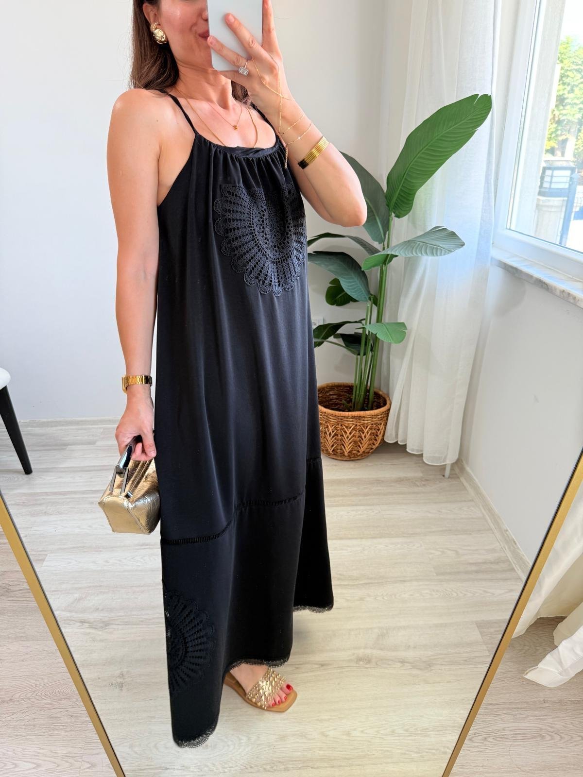 Siyah Nakış İşlemeli Askılı Elbise 5125