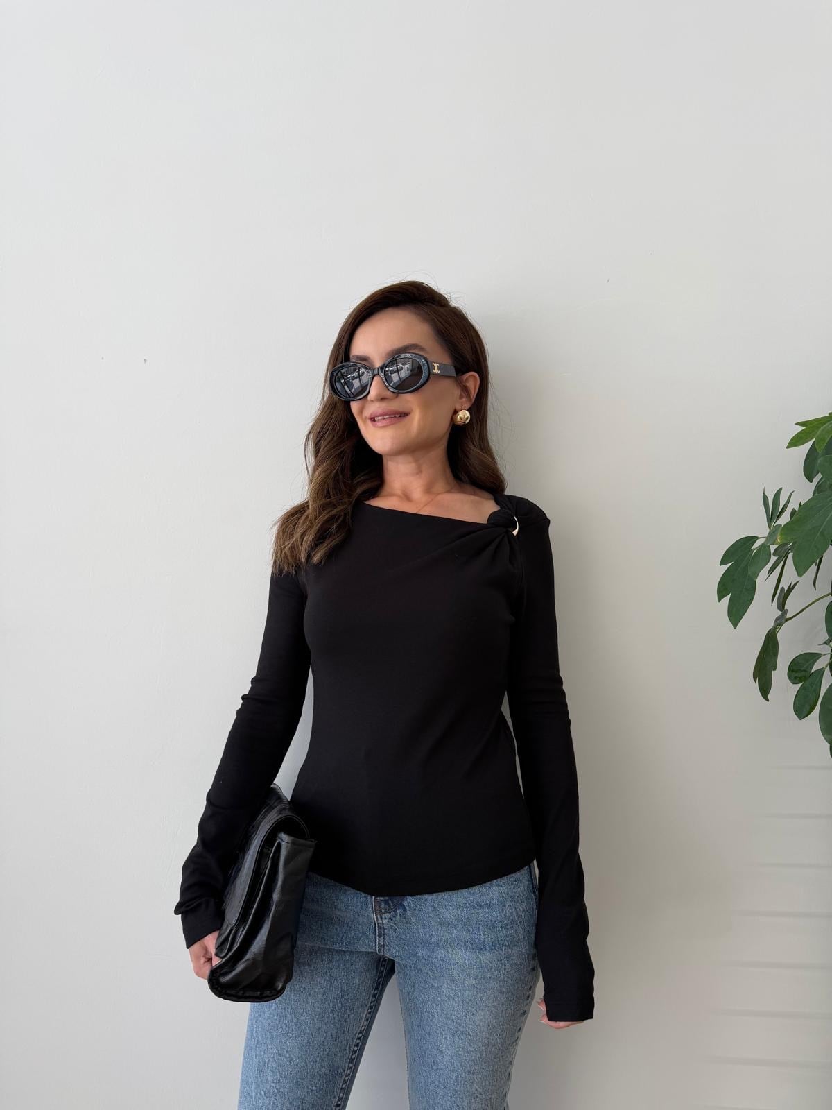 Siyah Omuz Detaylı Bluz 17299