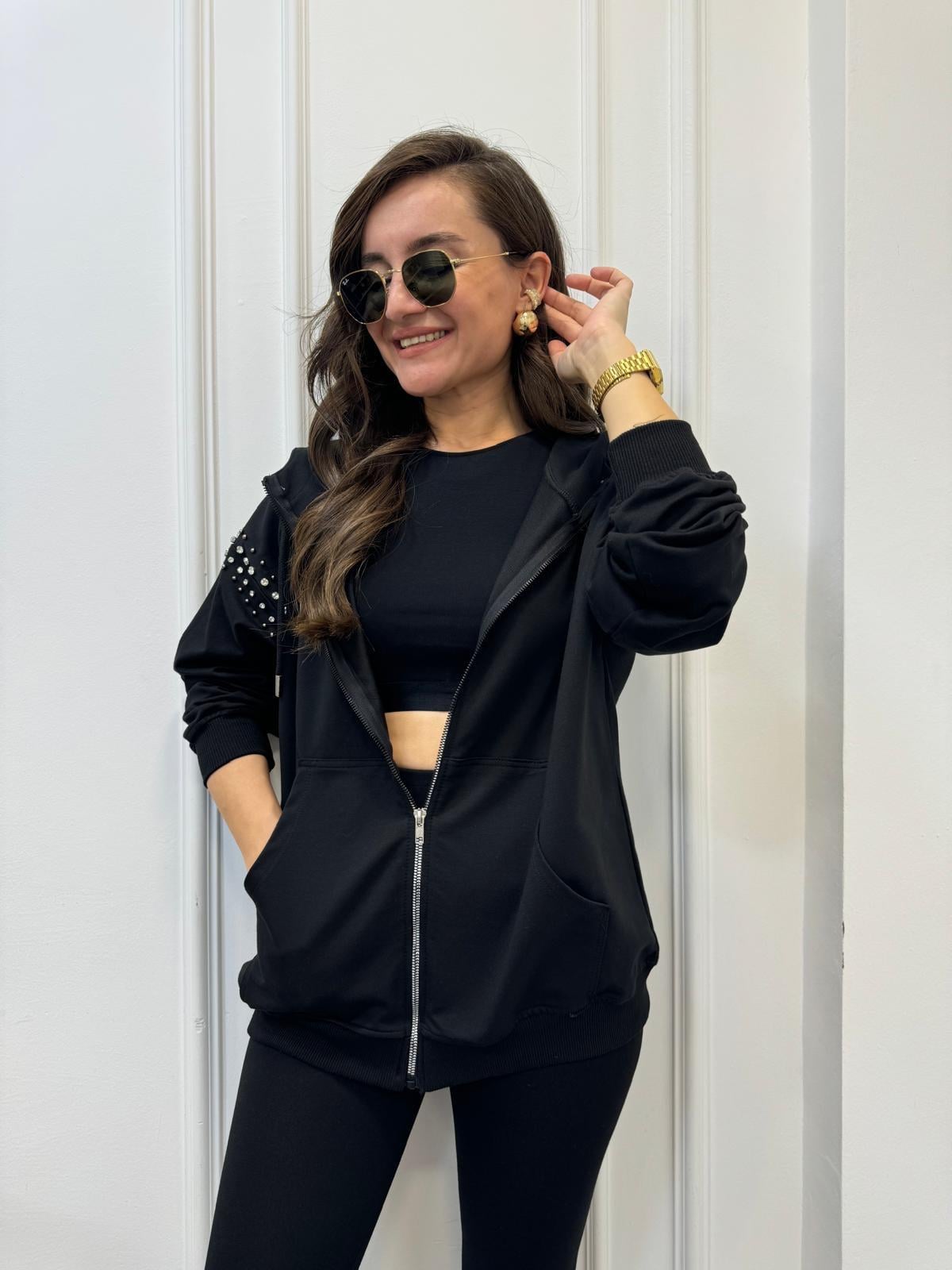 Siyah Omuz Taşlı Şardonlu Fermuarlı Sweatshırt 35294