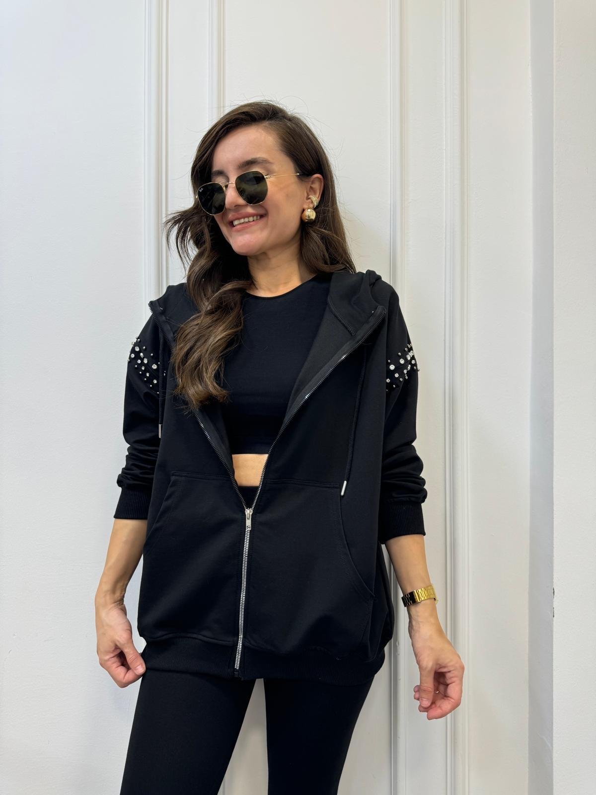 Siyah Omuz Taşlı Şardonlu Fermuarlı Sweatshırt 35294