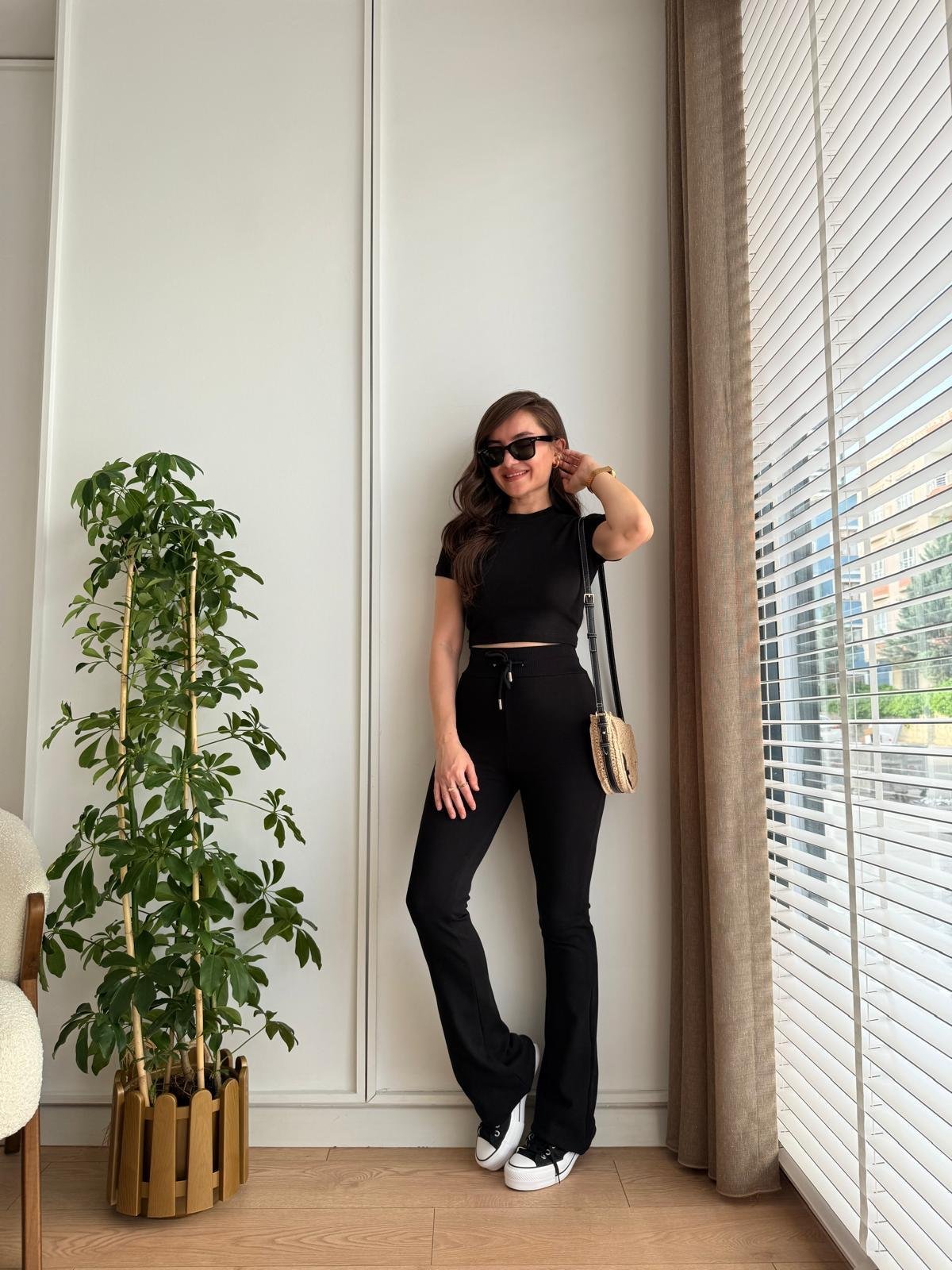 Siyah Orjinal Marka Bluz Pantolon Takım 133