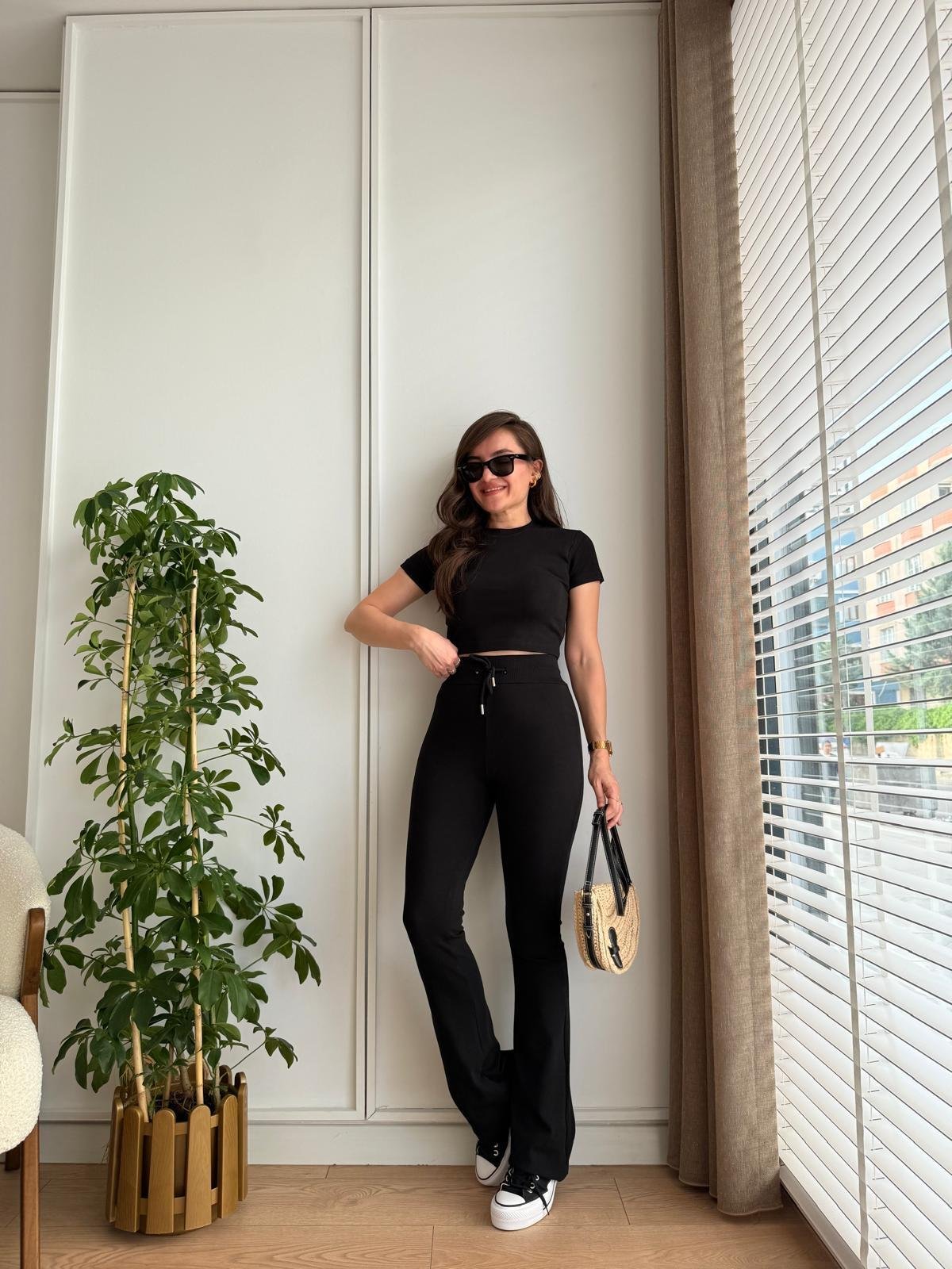 Siyah Orjinal Marka Bluz Pantolon Takım 133
