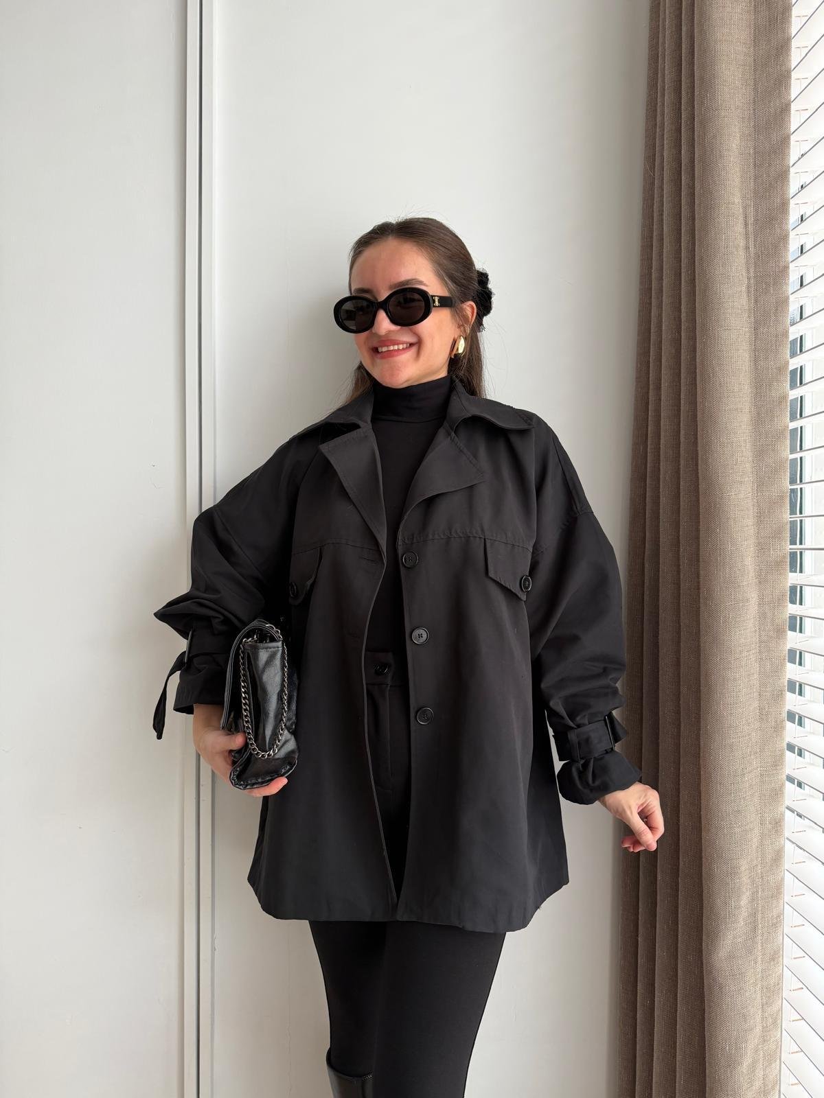 Siyah Oversize Kol Kemerli Trençkot T01