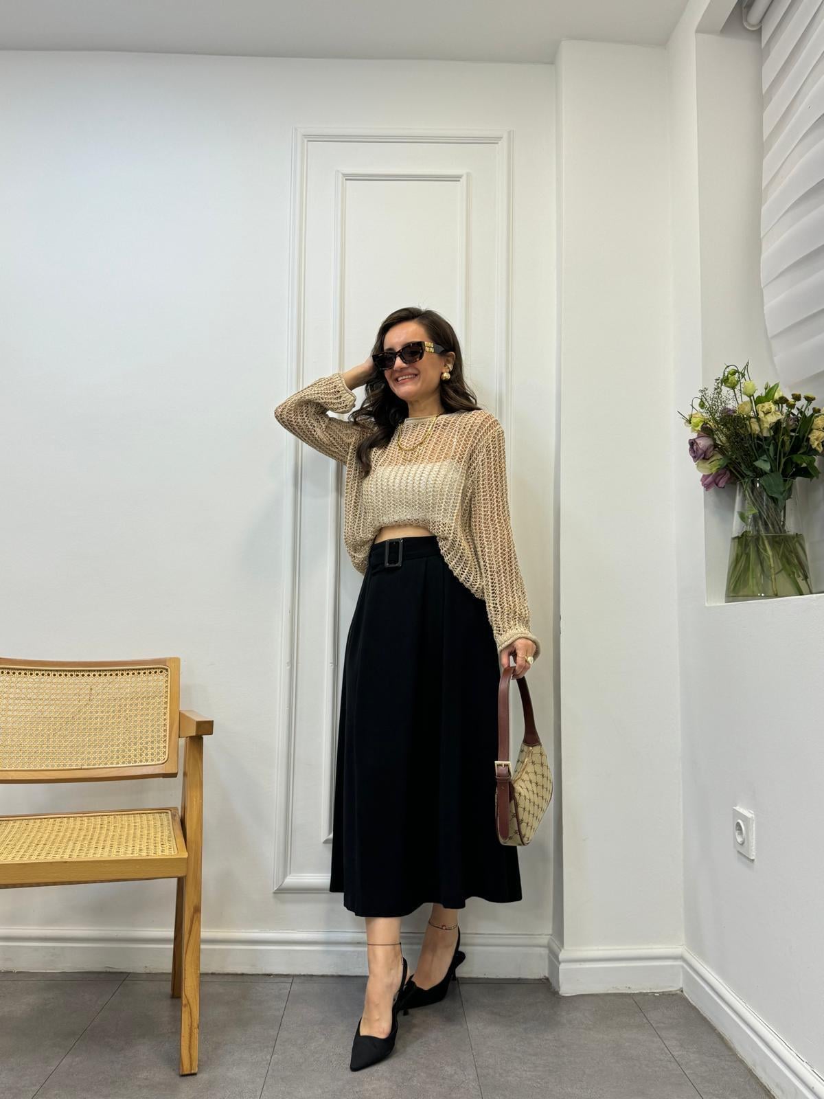 Siyah Pileli Beli Kemerli Midi Boy Etek 456