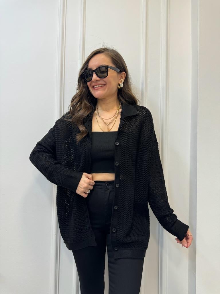 Siyah Polo Yaka Önü Düğmeli Ajurlu Oversize Hırka 4194