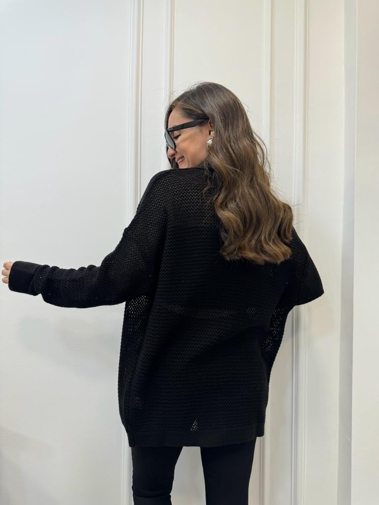 Siyah Polo Yaka Önü Düğmeli Ajurlu Oversize Hırka 4194