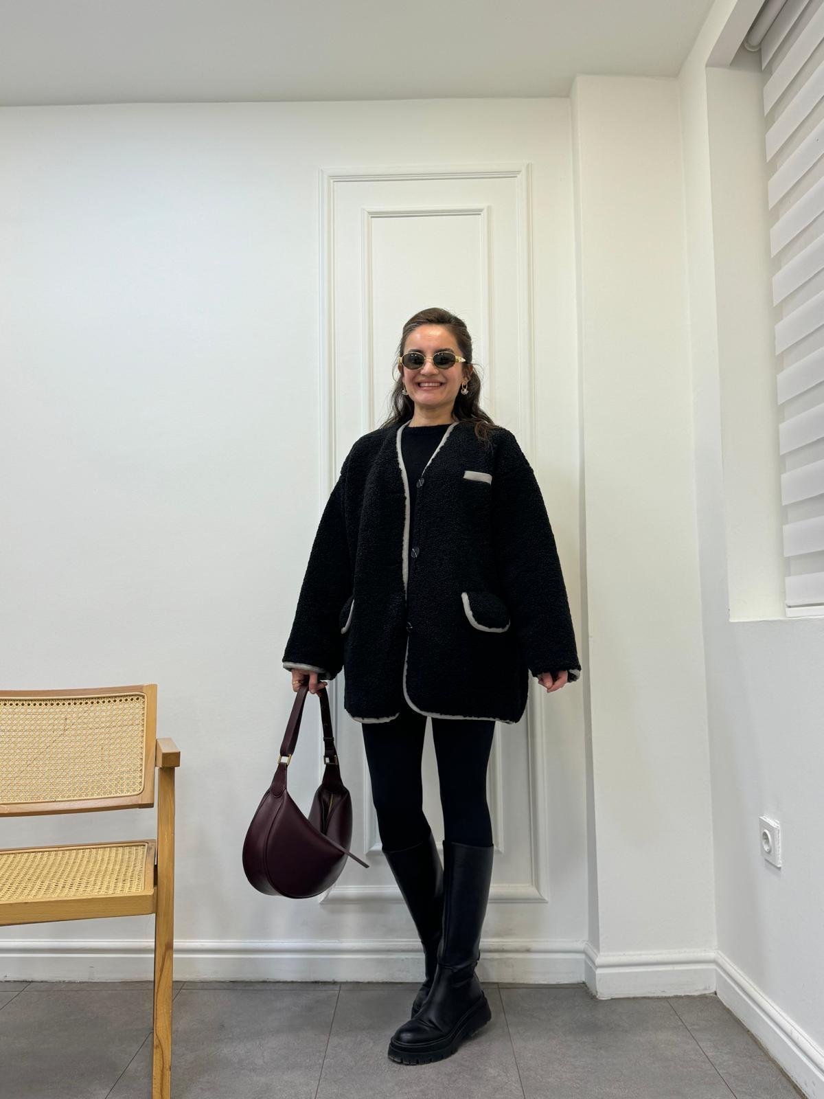 Siyah Premıum Seri Cepli Biyeli Teddy Mont 7397