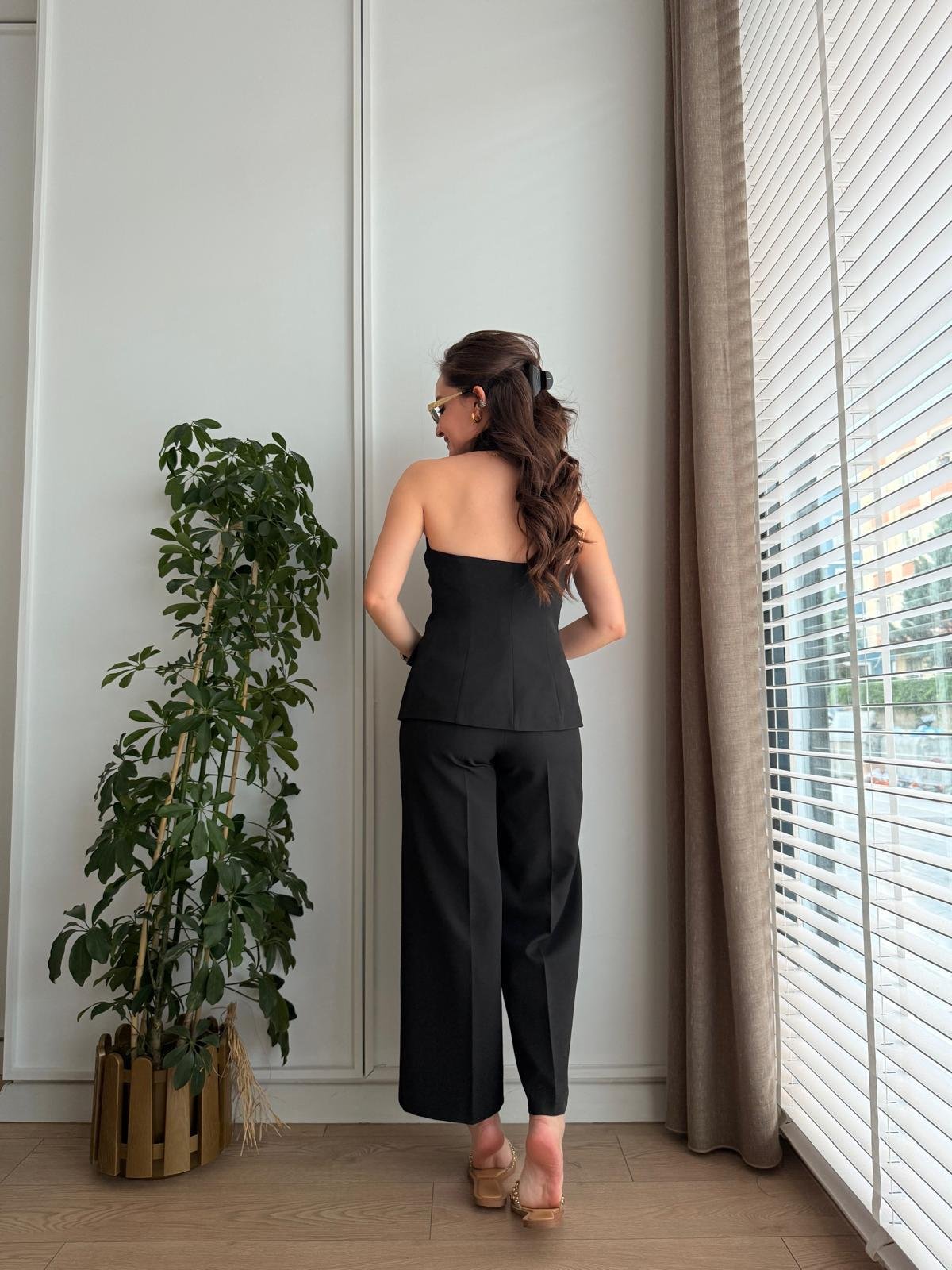 Siyah Sırt Dekolteli Yelek Pantolon Takım 7066