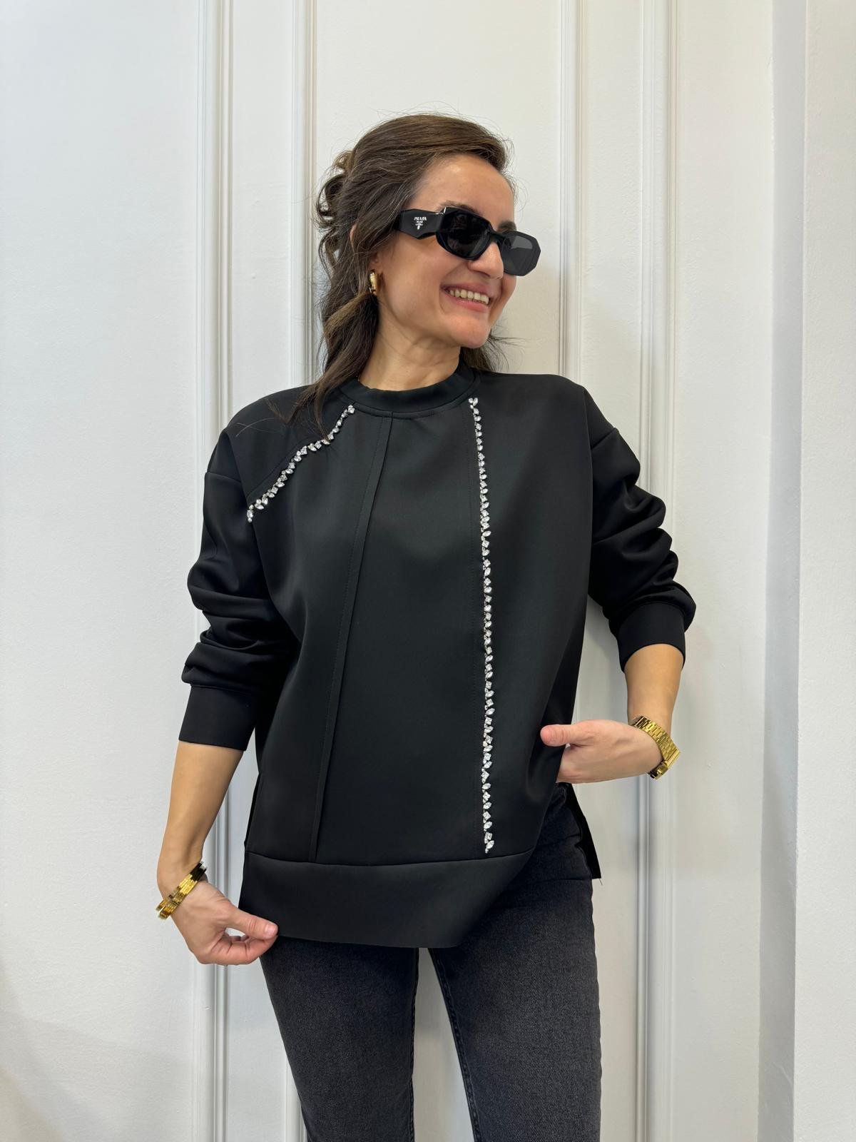 Siyah Taş İşlemeli Tasarım Sweatshırt 35368