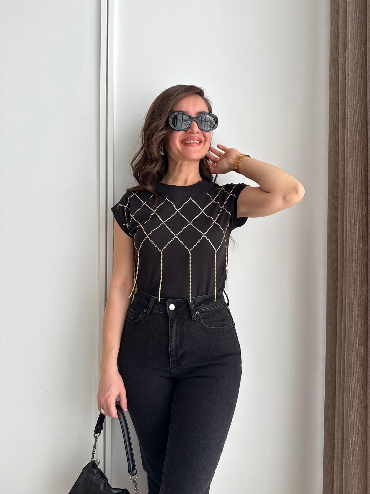 Siyah Taşlı Düşük Omuz Tshirt 16190